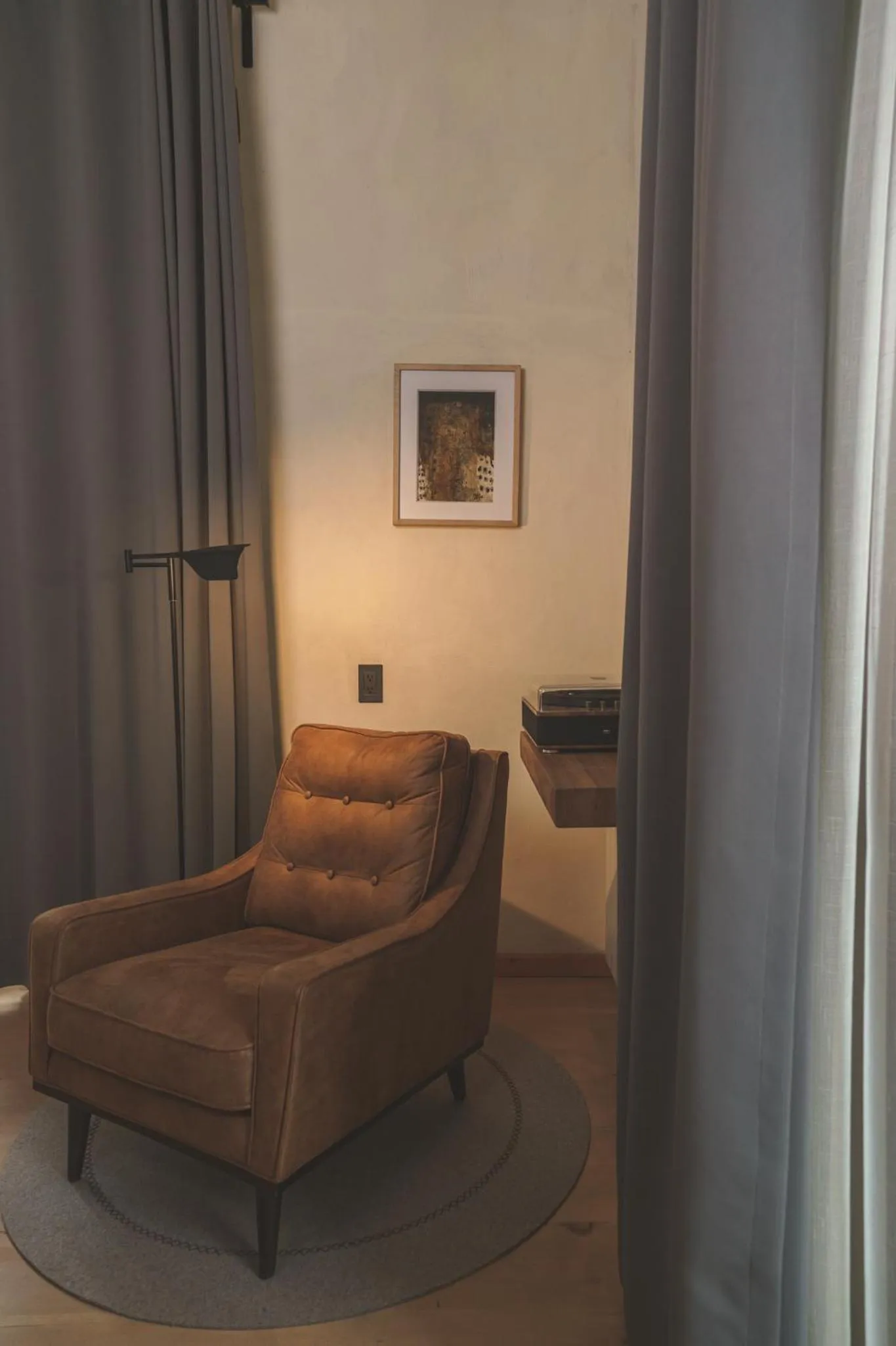 Photo of the whole room in Taller de Juan - Casa Hotel