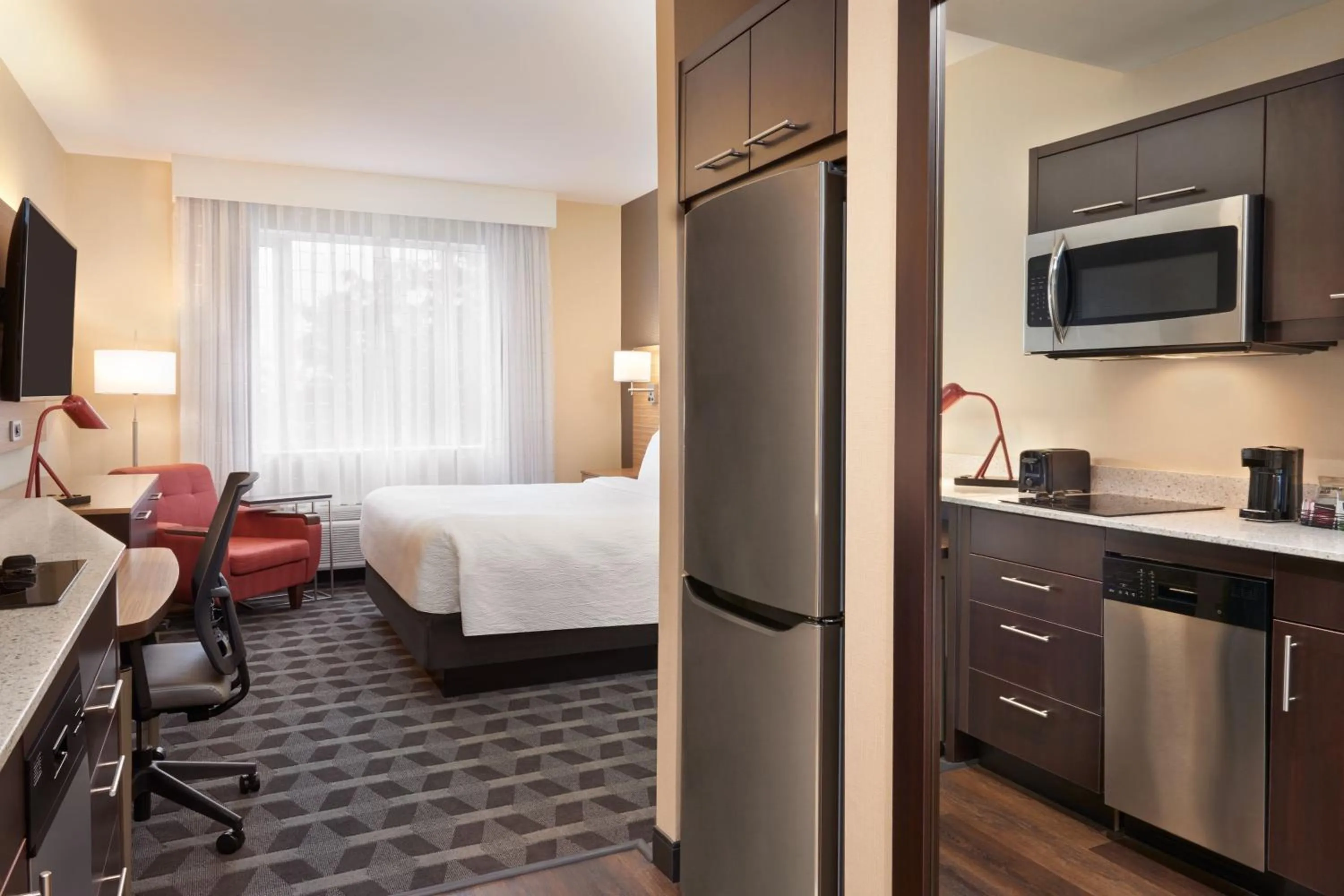 Bedroom, Bed in TownePlace Suites by Marriott Toronto Oakville