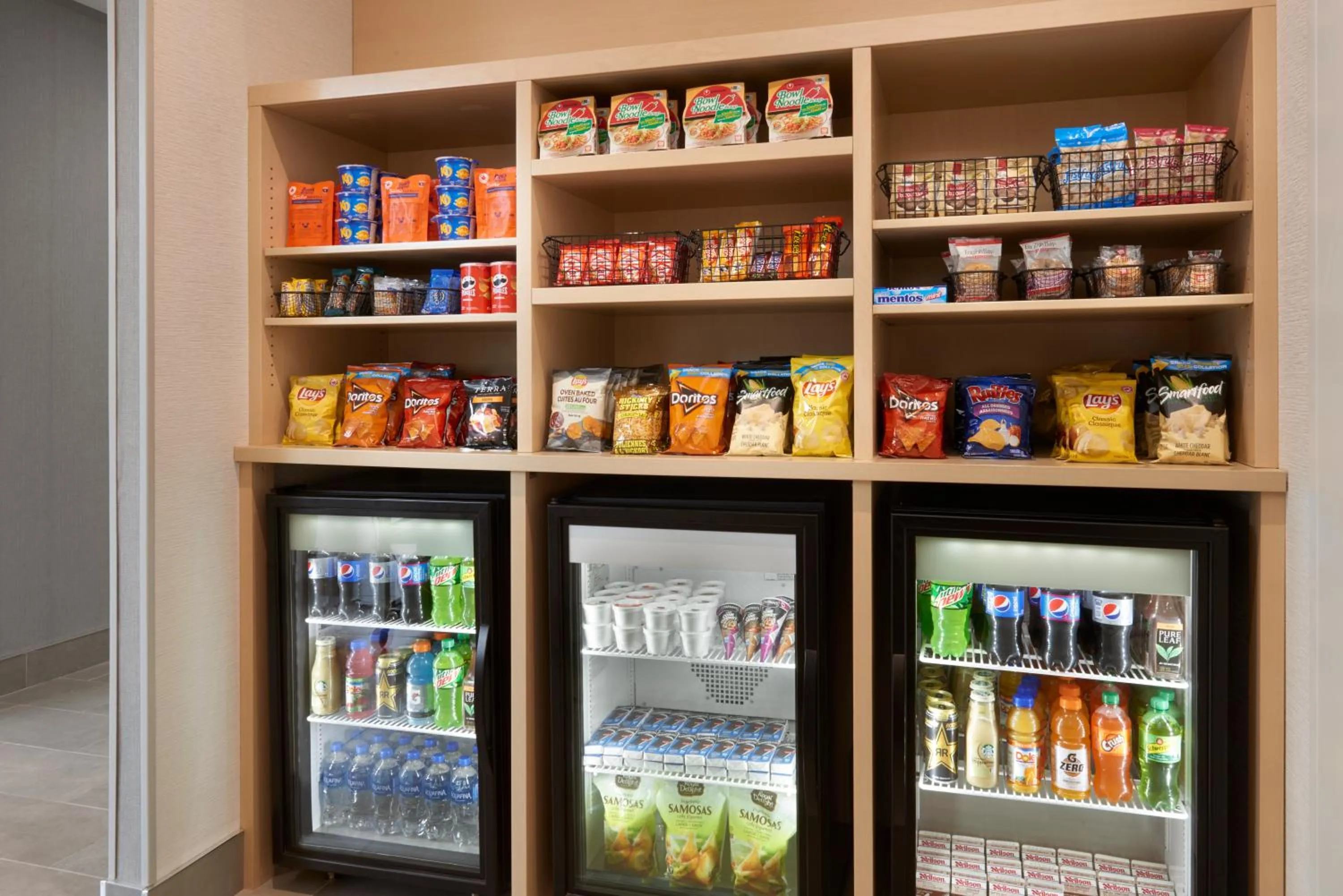 Property building in TownePlace Suites by Marriott Toronto Oakville