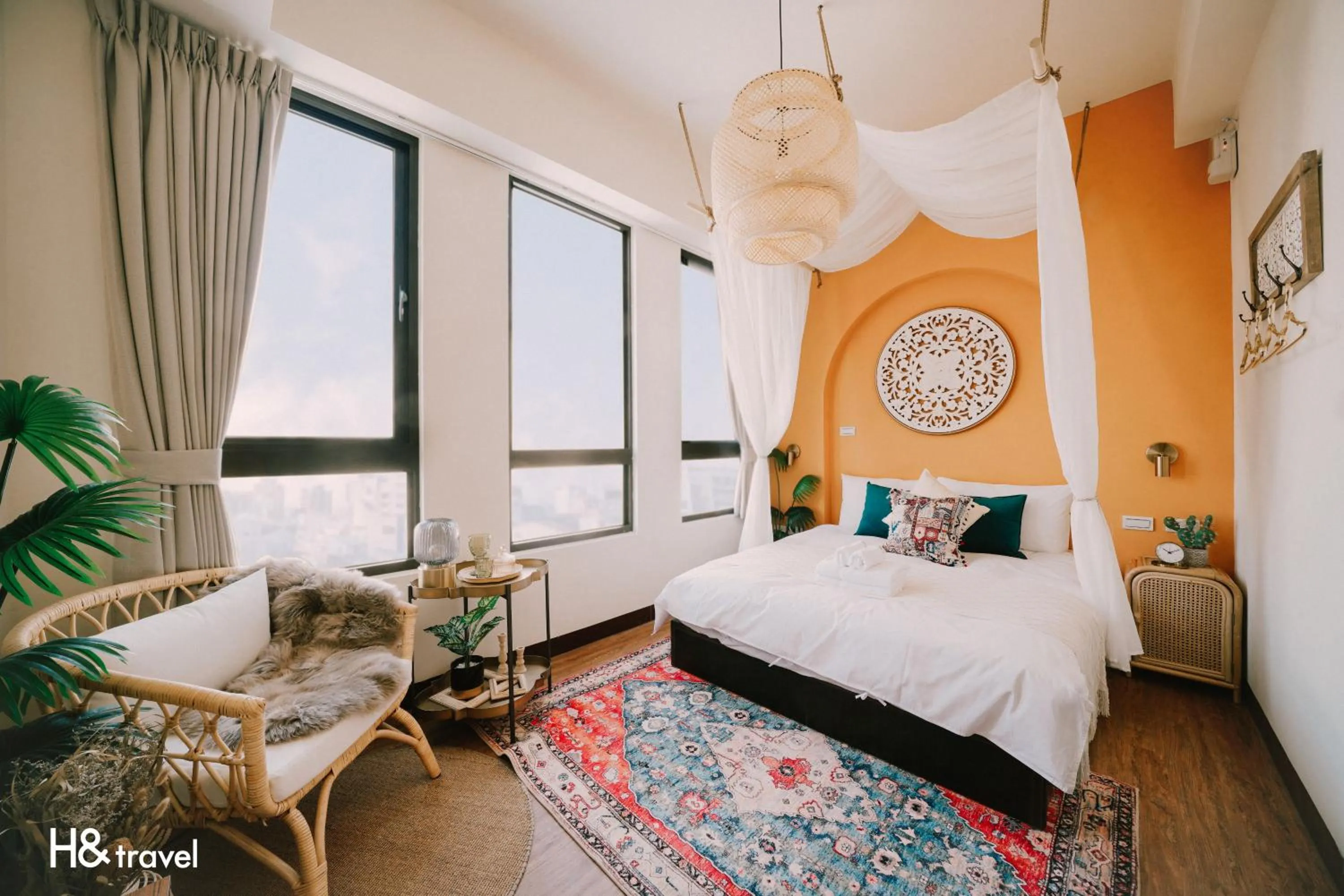 On site, Bed in Tainan Sleepie Inn