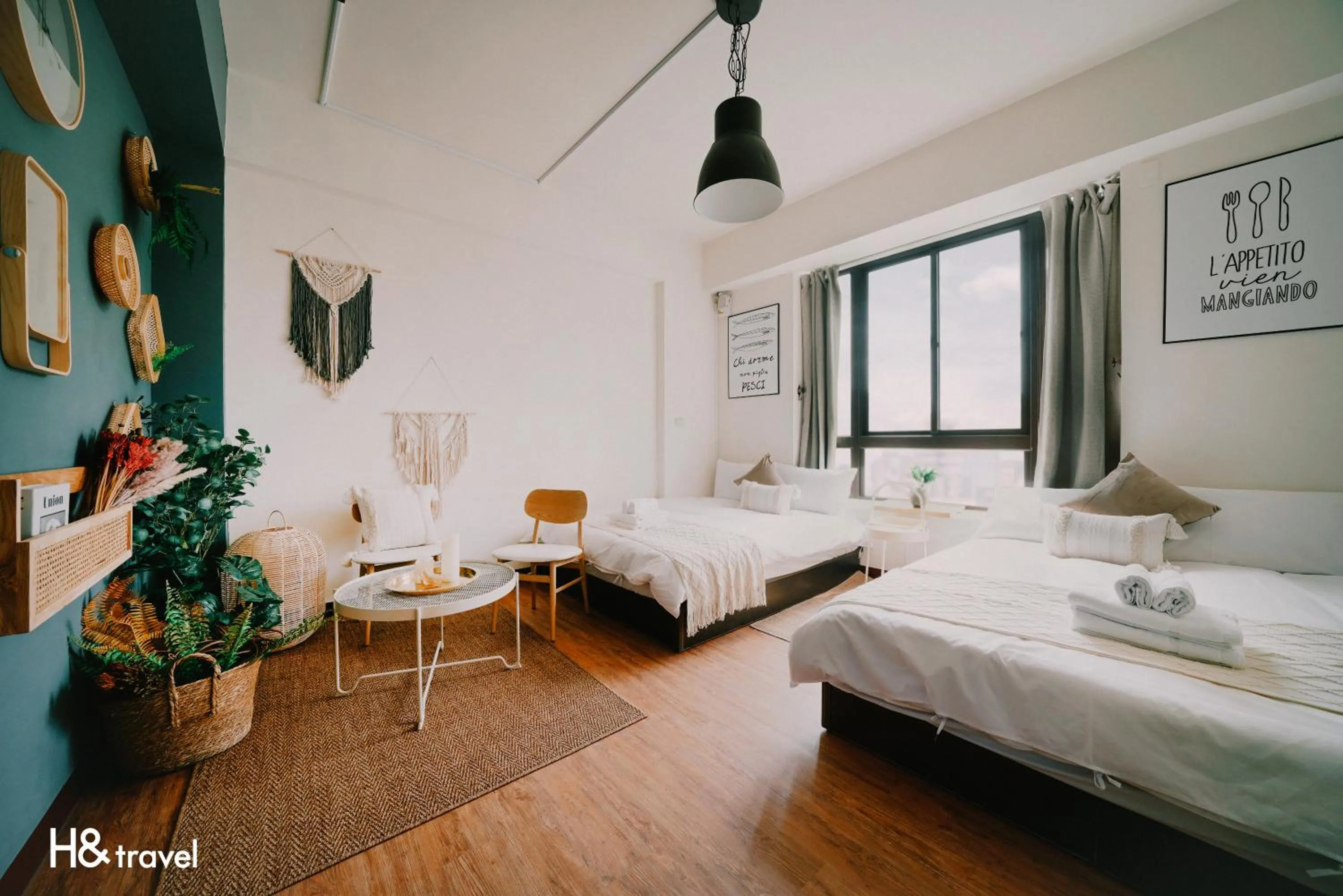 On site, Bed in Tainan Sleepie Inn