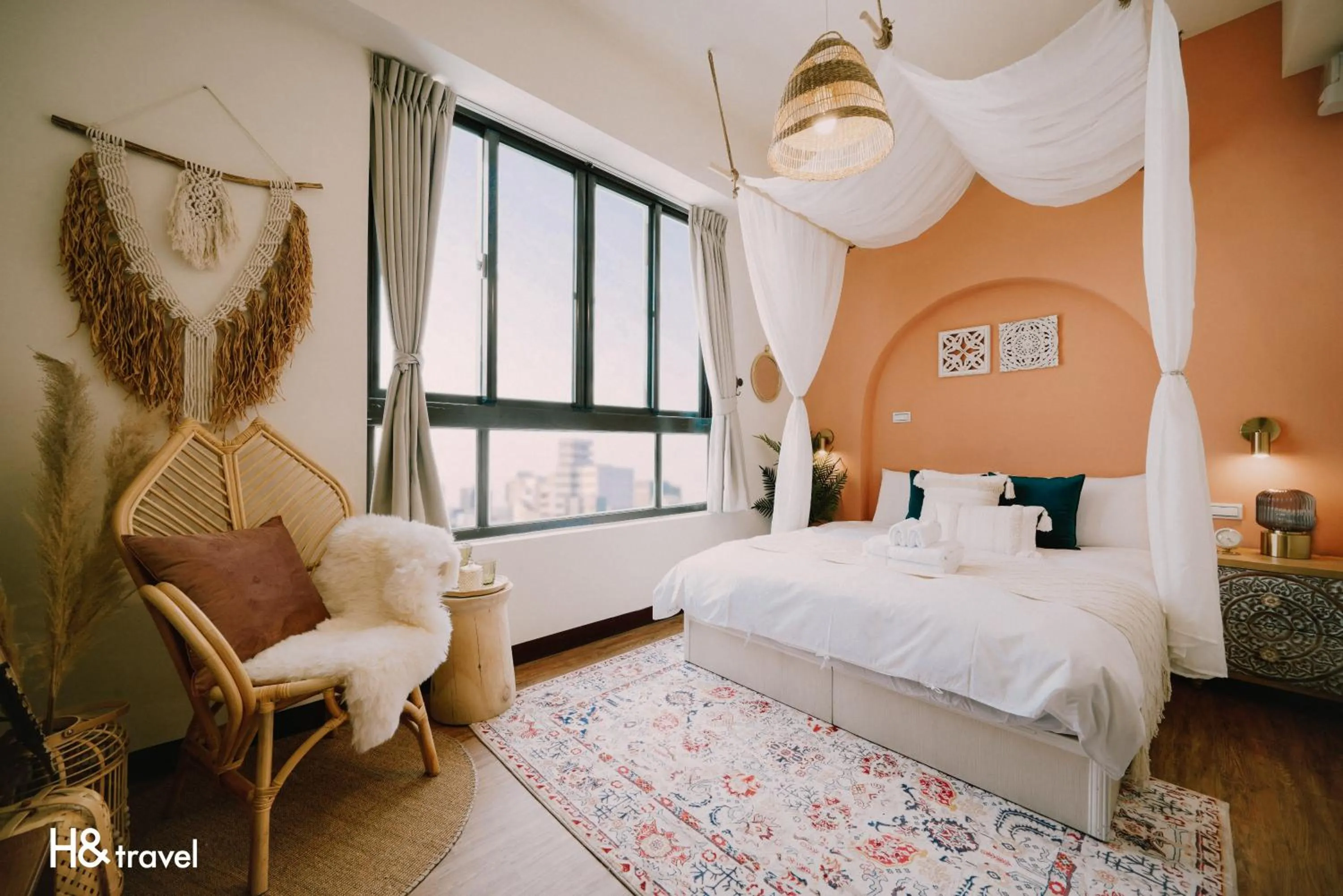 On site, Bed in Tainan Sleepie Inn