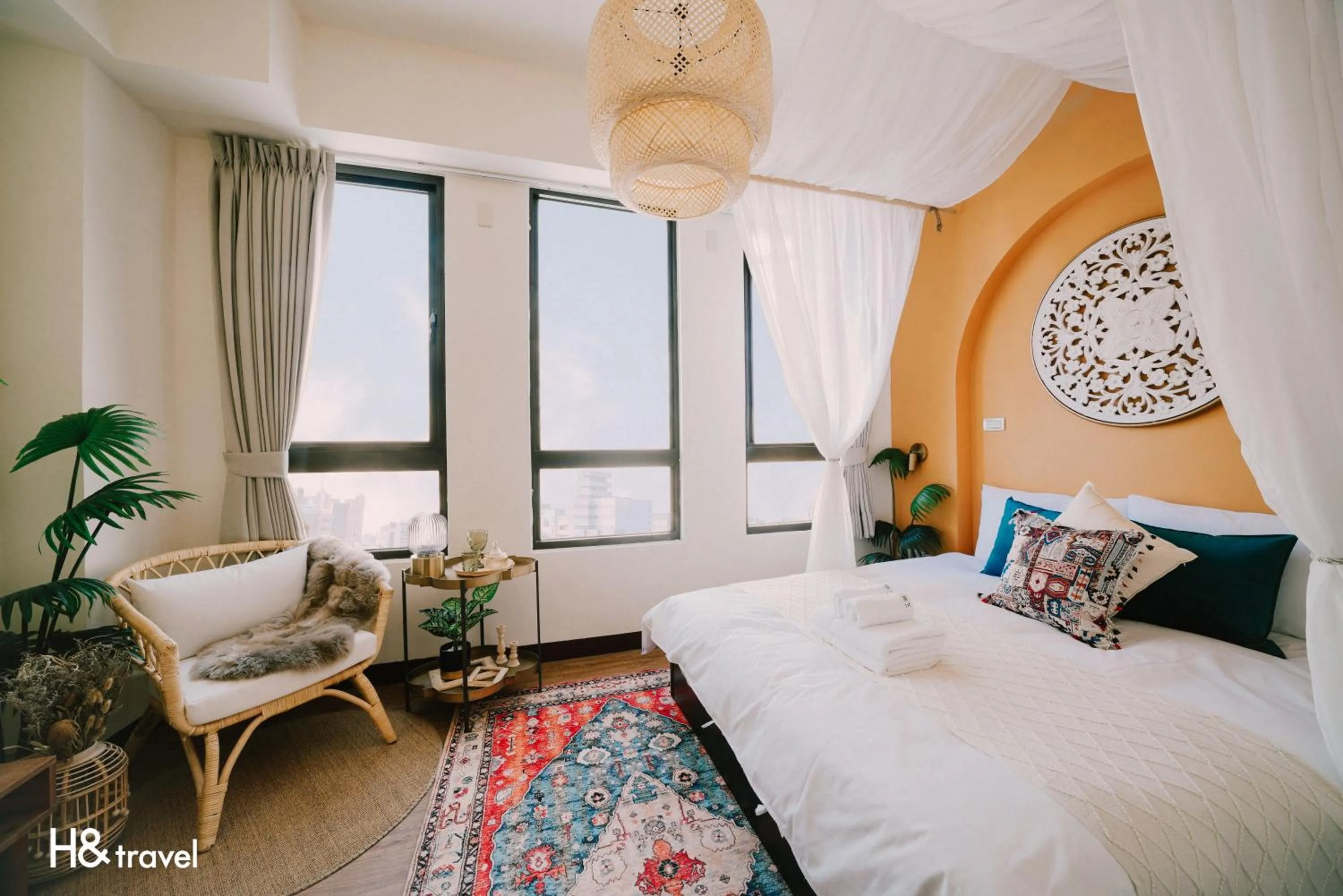 On site, Bed in Tainan Sleepie Inn