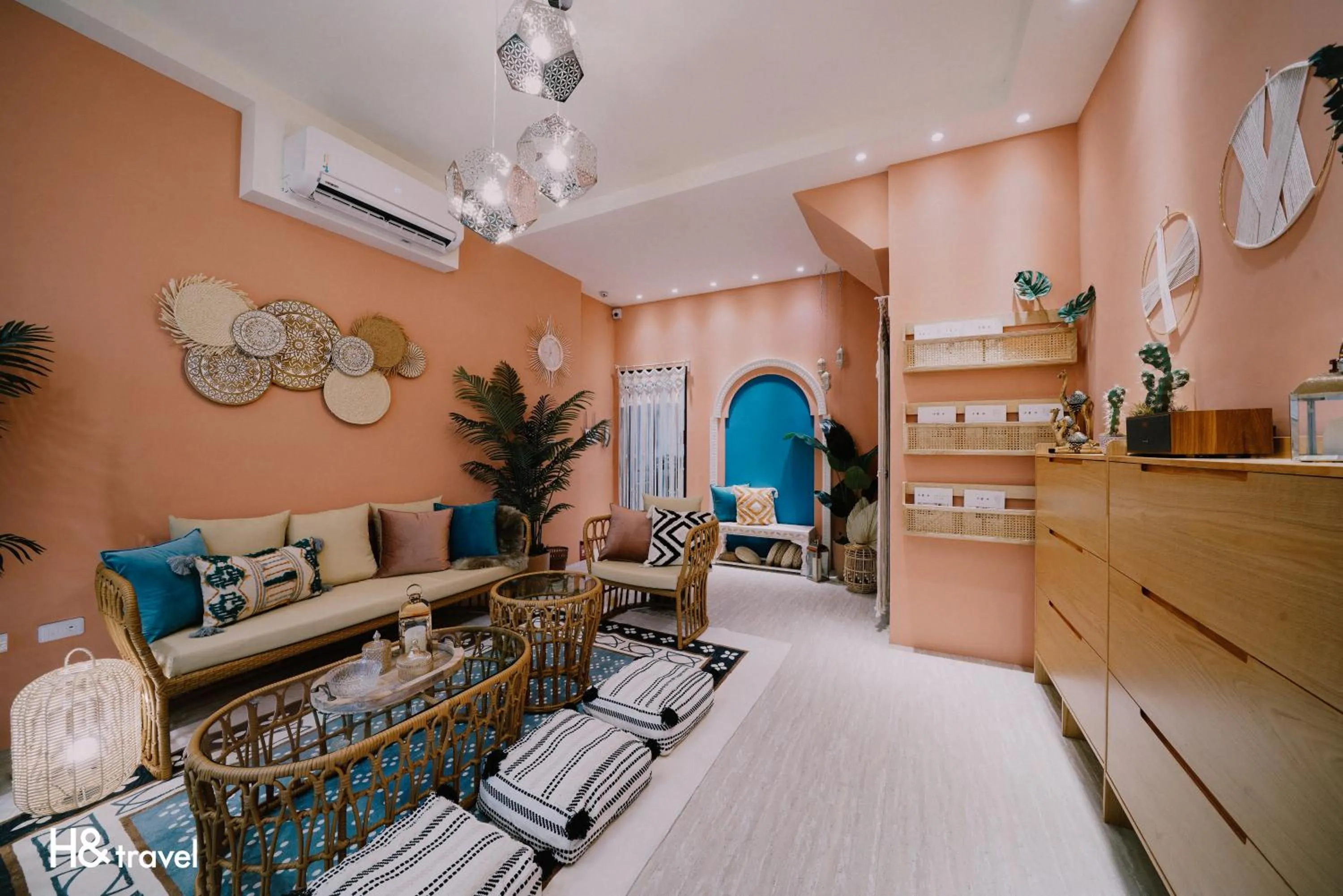 Property building in Tainan Sleepie Inn