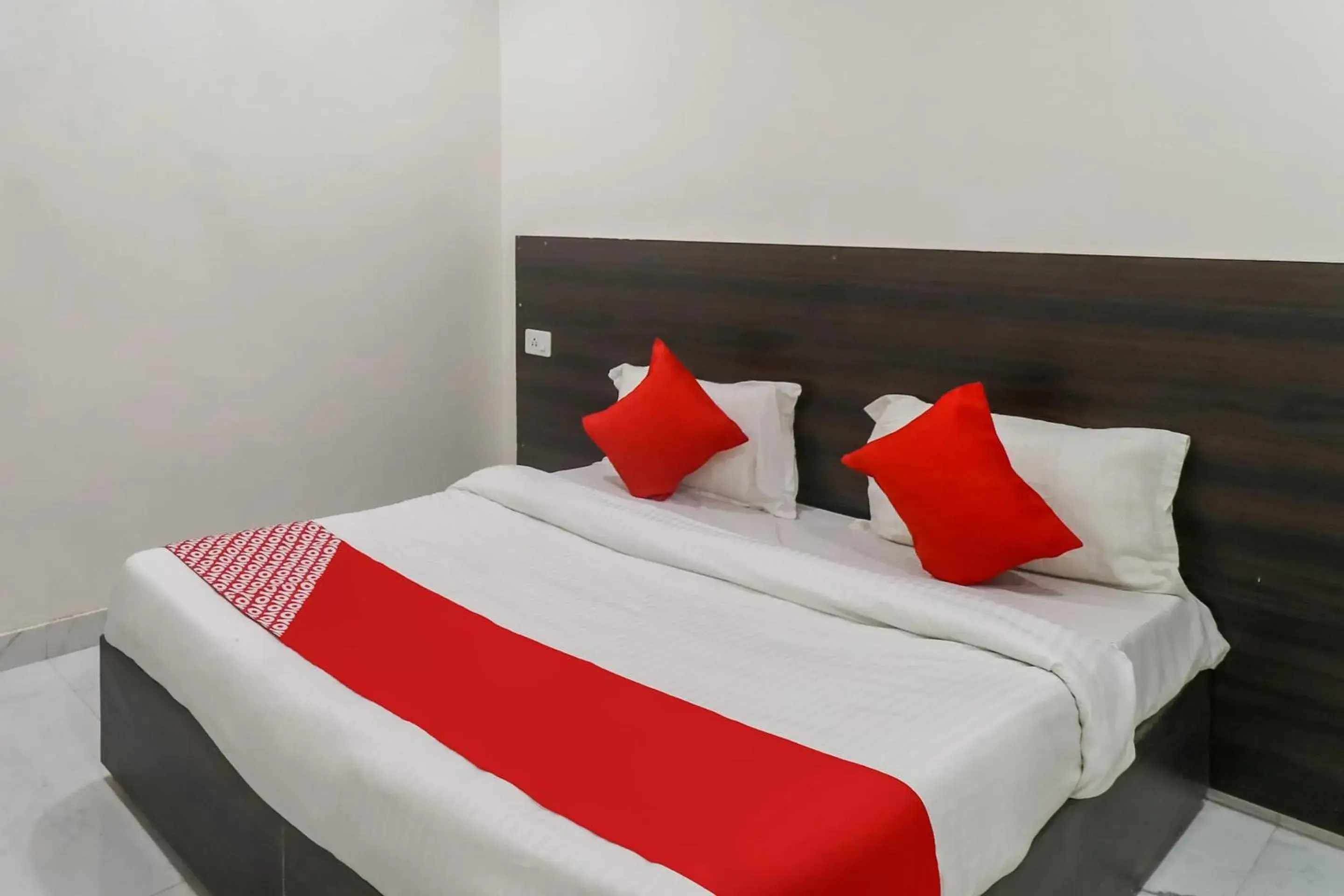 Facade/entrance, Bed in Hotel O The Galaxyy Facade/entrance, Bed in Hotel O The Galaxyy