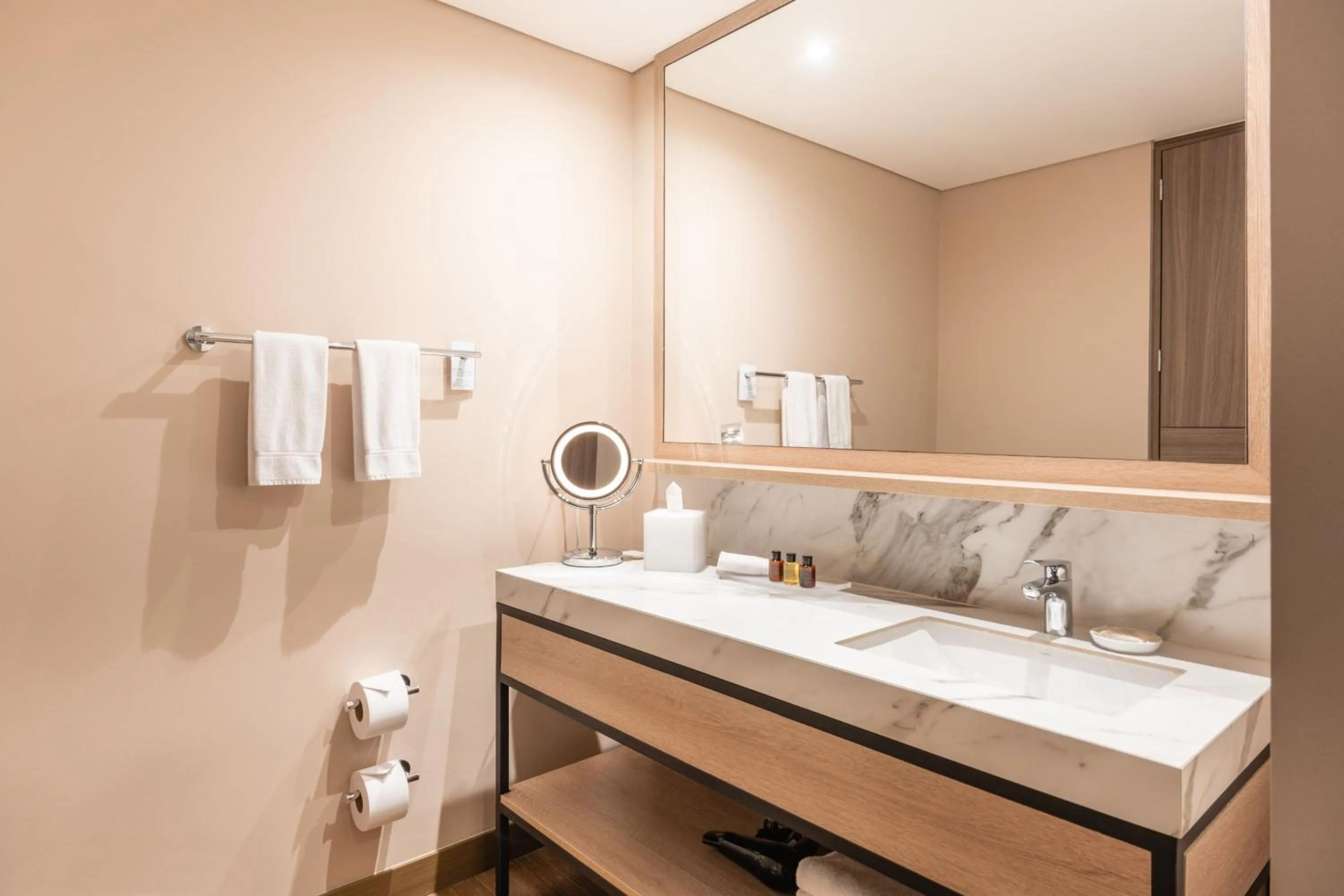 Bathroom in Residence Inn by Marriott Bogota