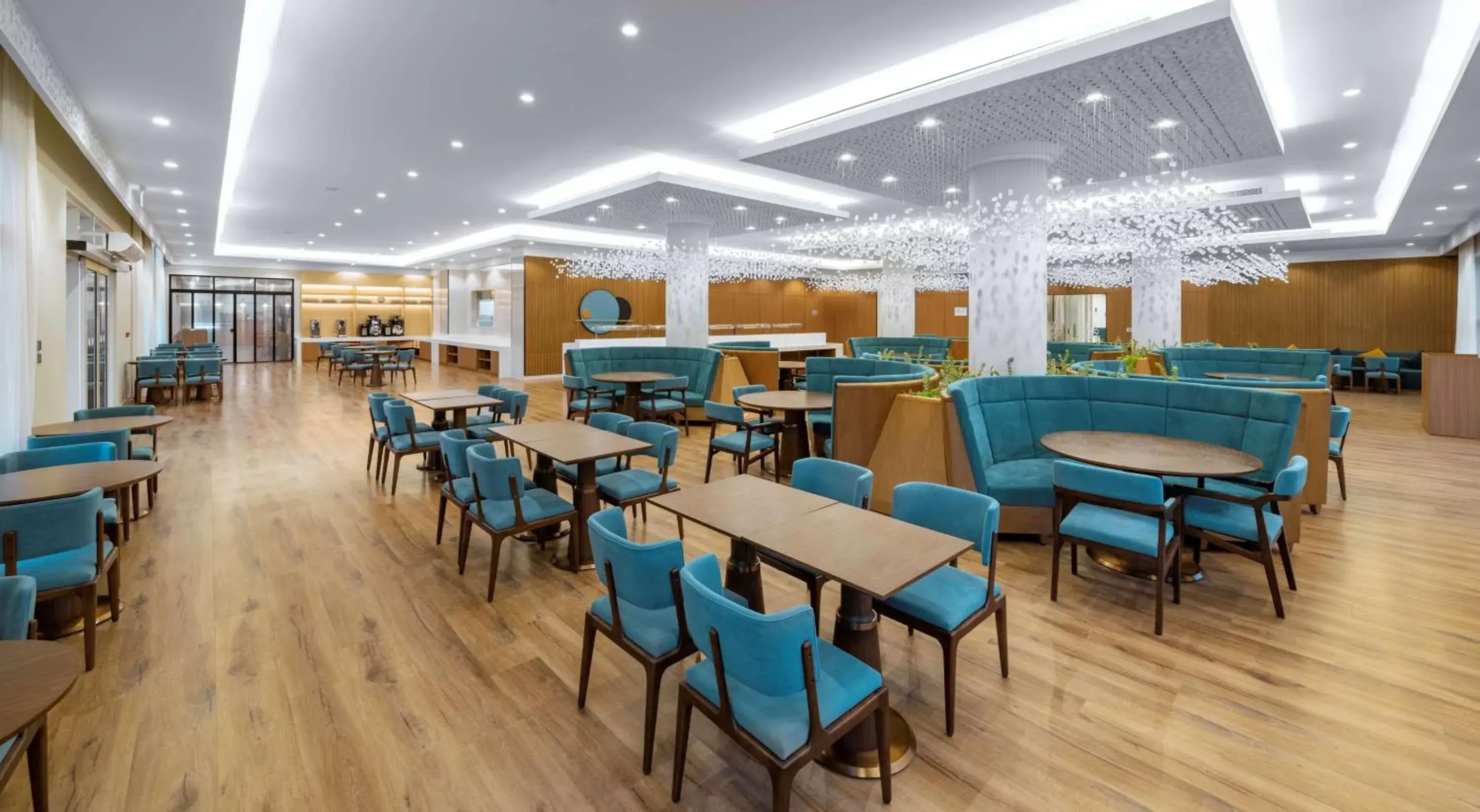 Restaurant/places to eat in Radisson Hotel Riyadh Airport Restaurant/places to eat in Radisson Hotel Riyadh Airport