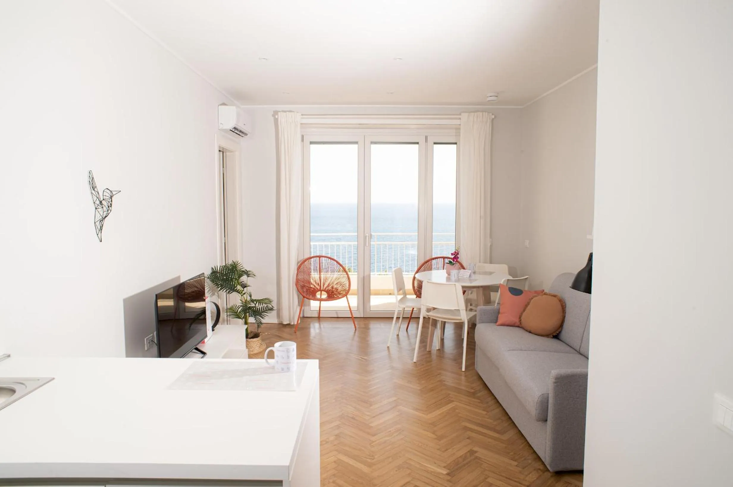 Living room in Marconi 442