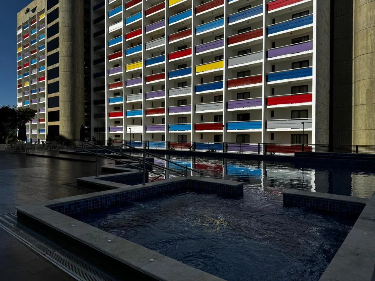 Pool view in Bonaparte Blue Residence - Flat Particular