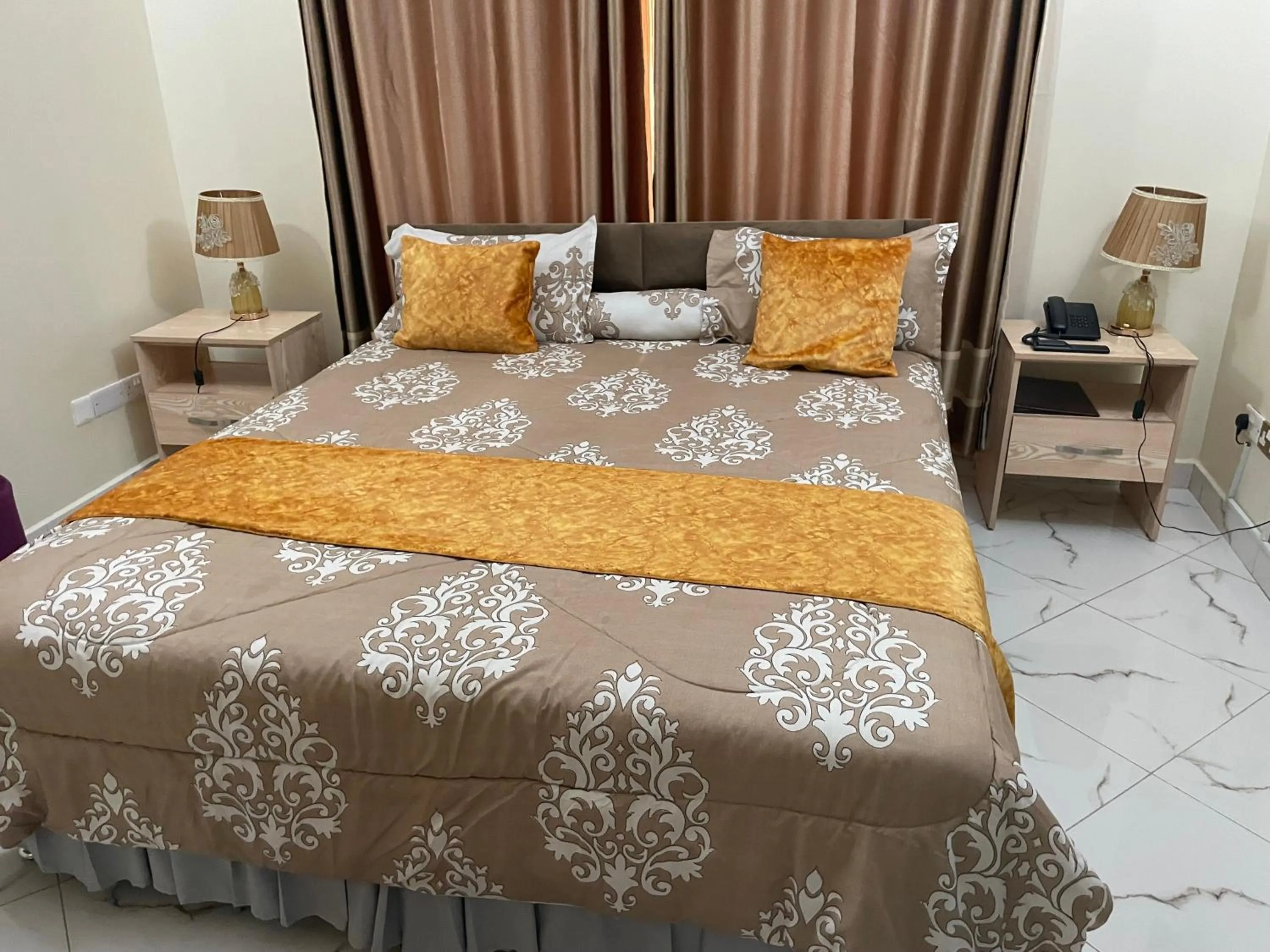 Photo of the whole room, Bed in Jaffa Suites