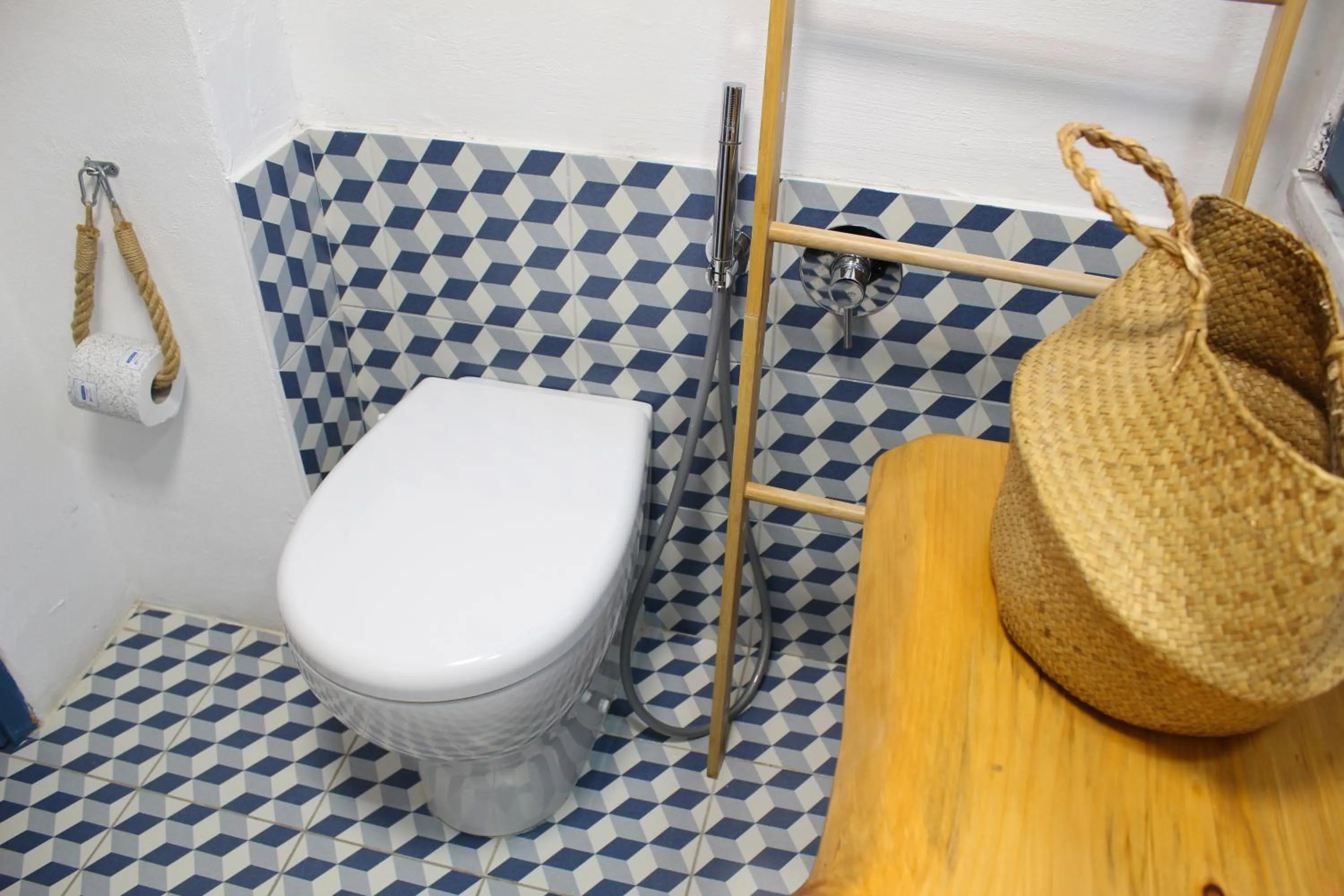 Toilet in Terra Muronis Hotel Diffuso