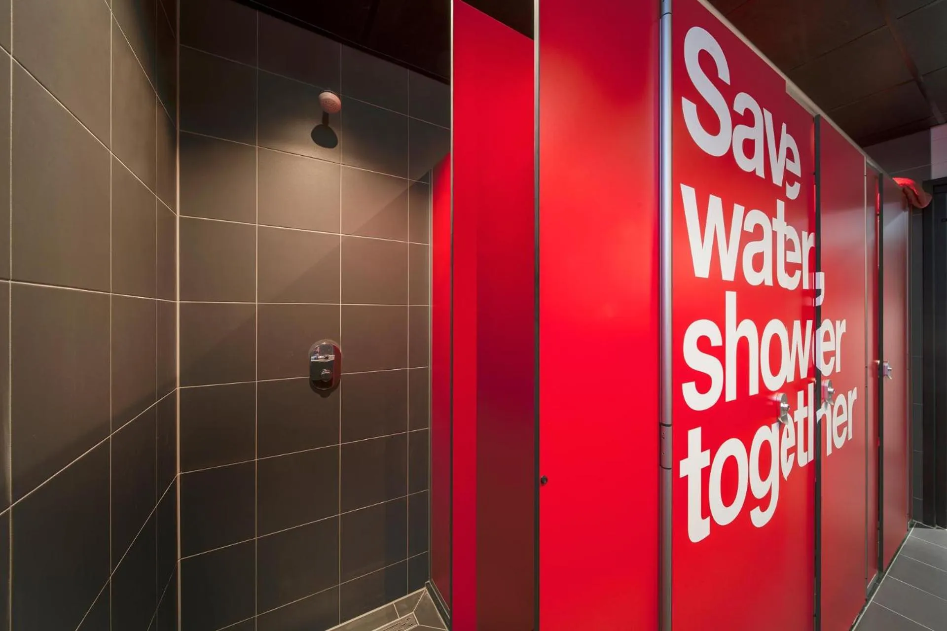 Shower in City Trip Hostels Amsterdam-Purmerend