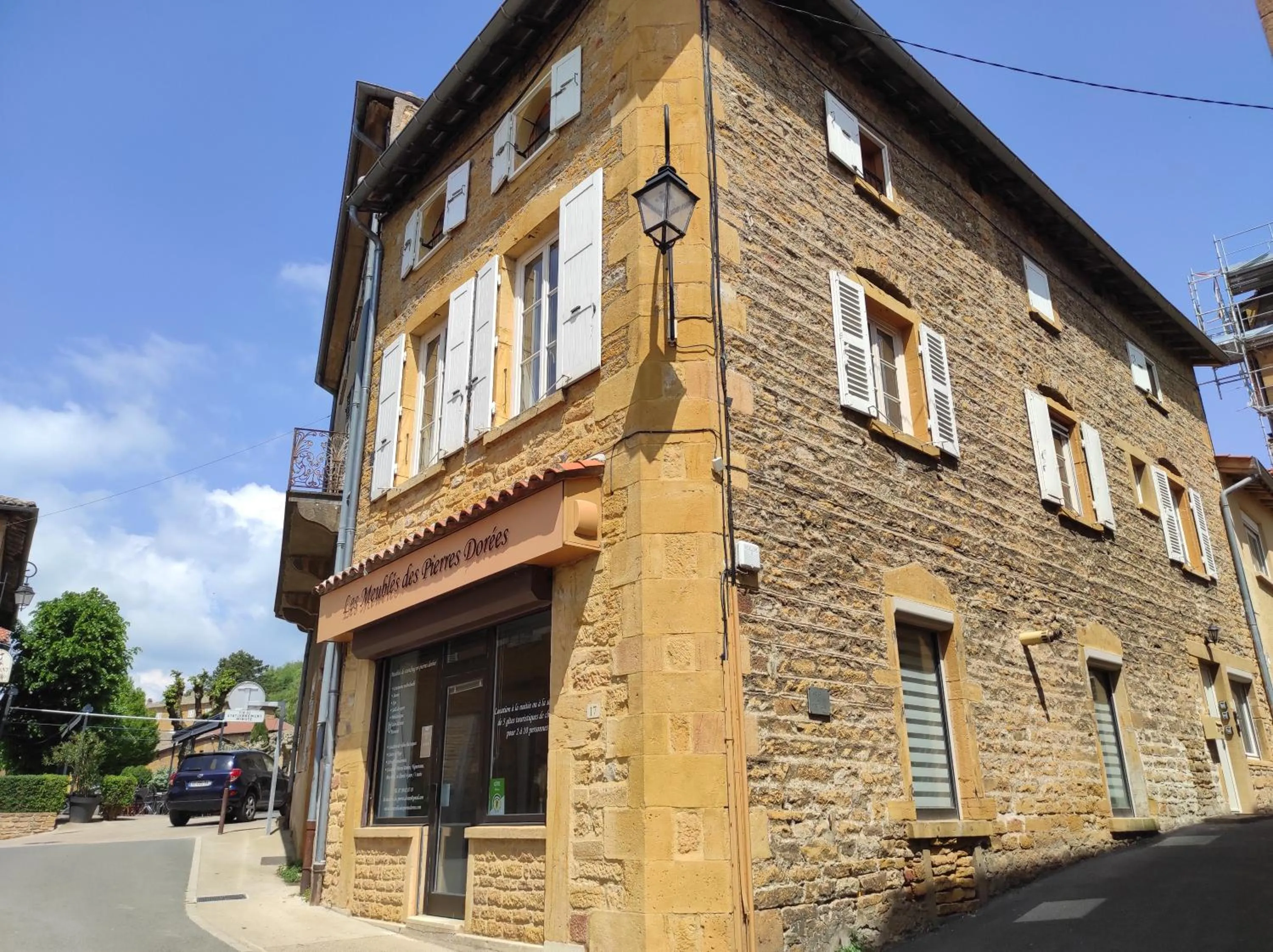 Facade/entrance in Appartement Cogny - les Meublés des Pierres Dorées