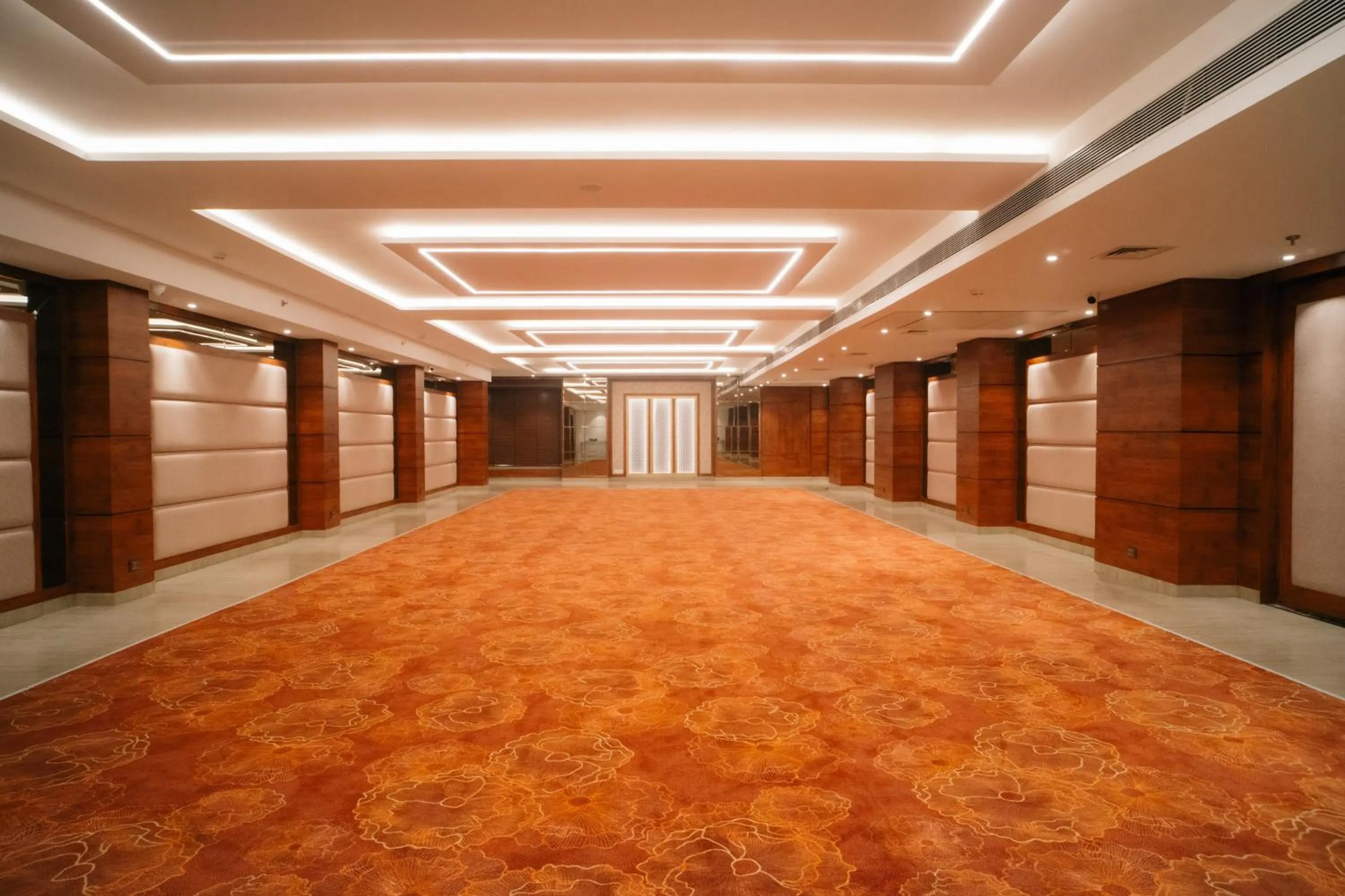 Banquet/Function facilities in Playotel Premier Vijay Nagar