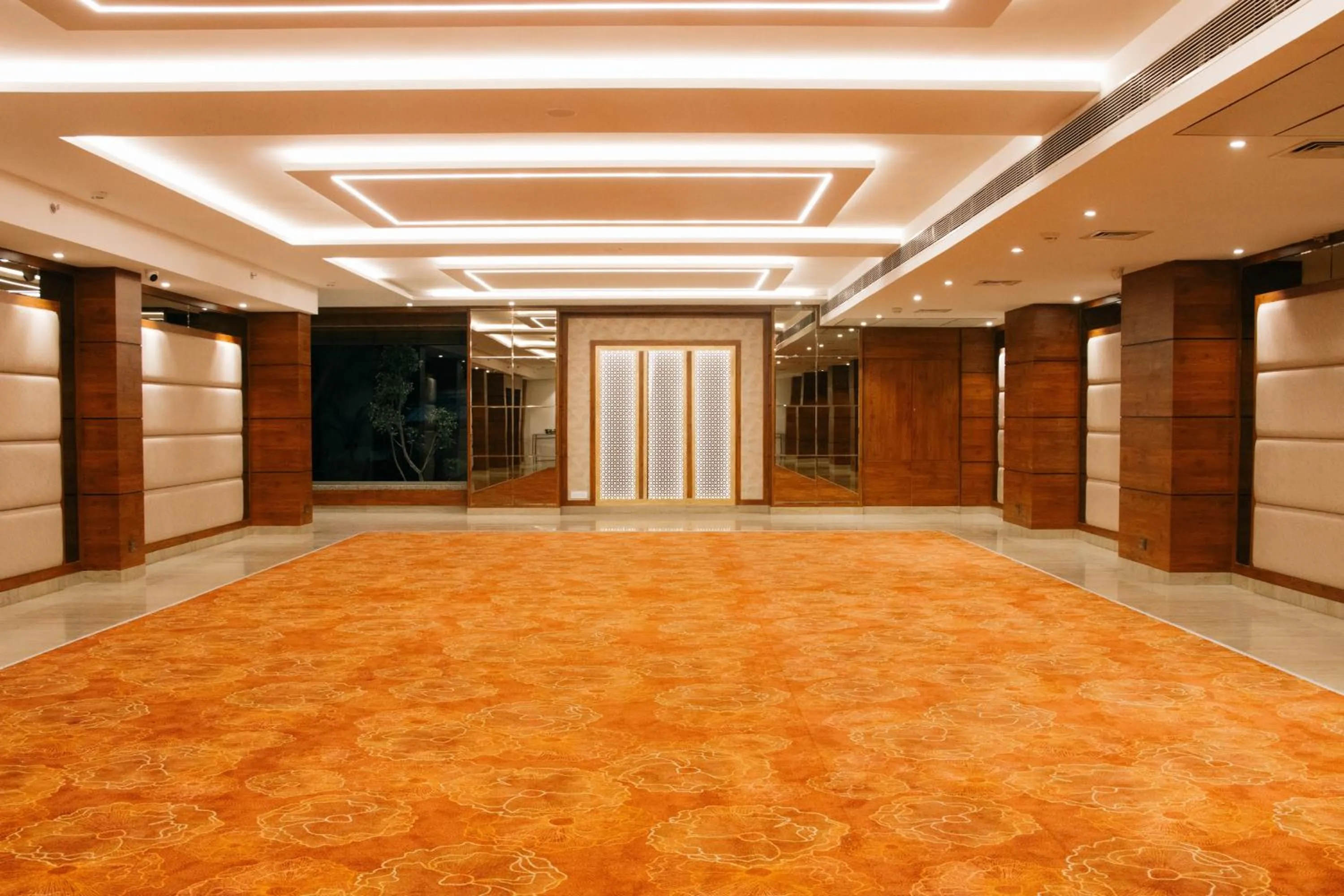 Banquet/Function facilities in Playotel Premier Vijay Nagar