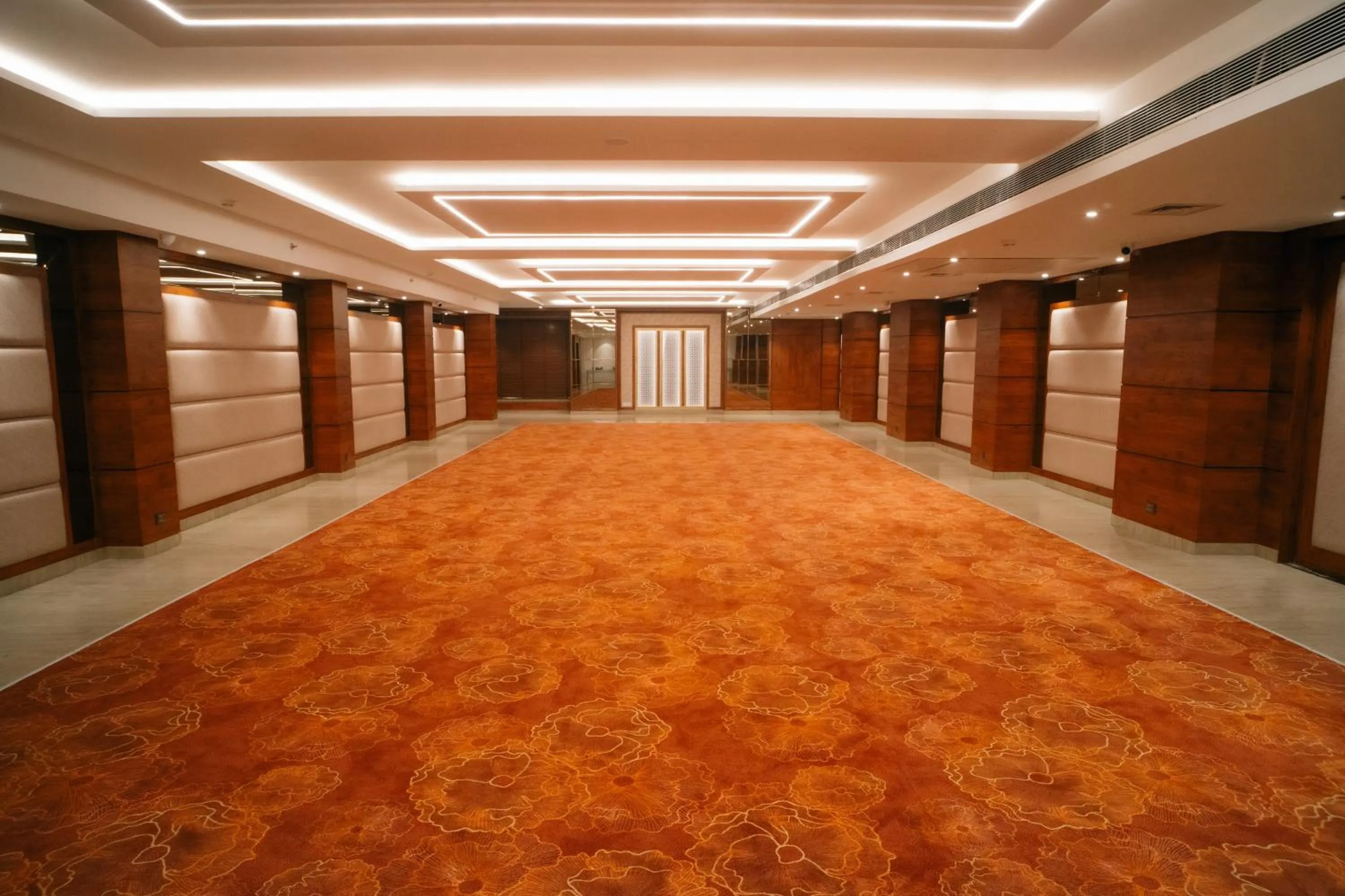 Banquet/Function facilities in Playotel Premier Vijay Nagar