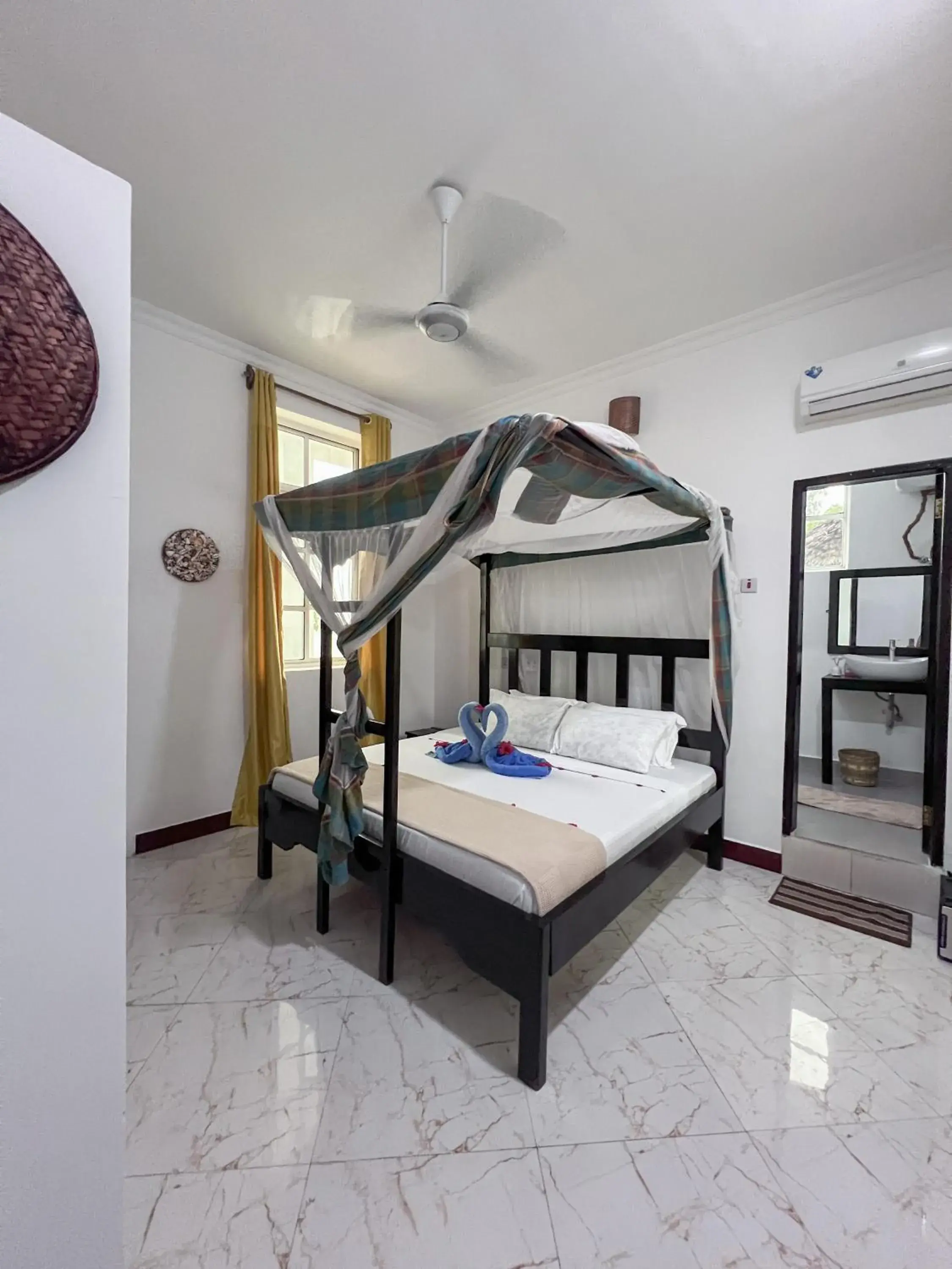 Double Room with Balcony and Sea View in Crystal Beach Nungwi Double Room with Balcony and Sea View in Crystal Beach Nungwi