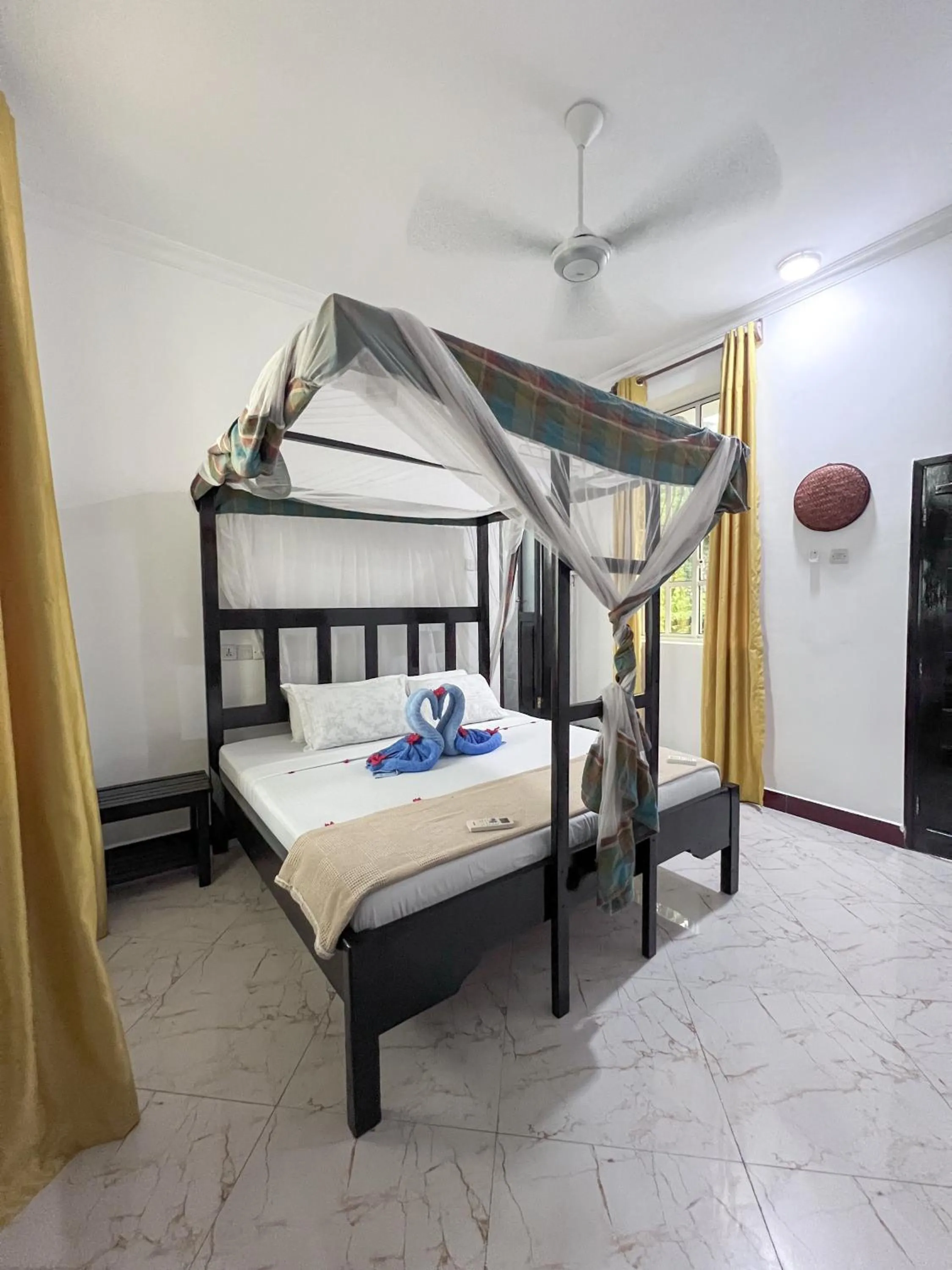 Bed in Crystal Beach Nungwi