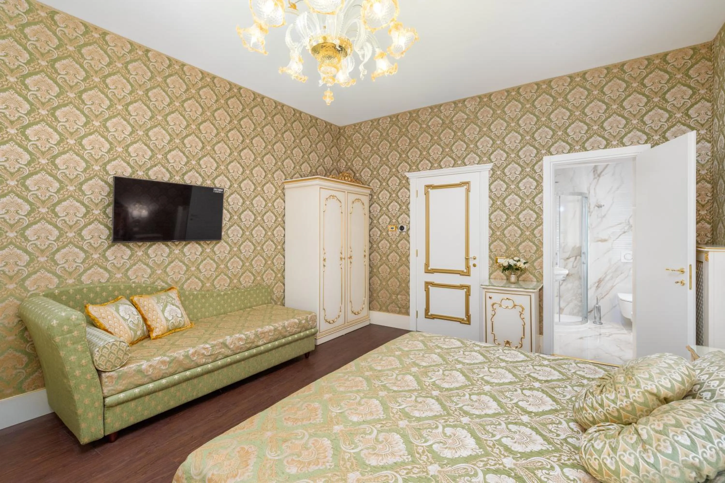 Photo of the whole room, Bed in La Veneziana Boutique Rooms