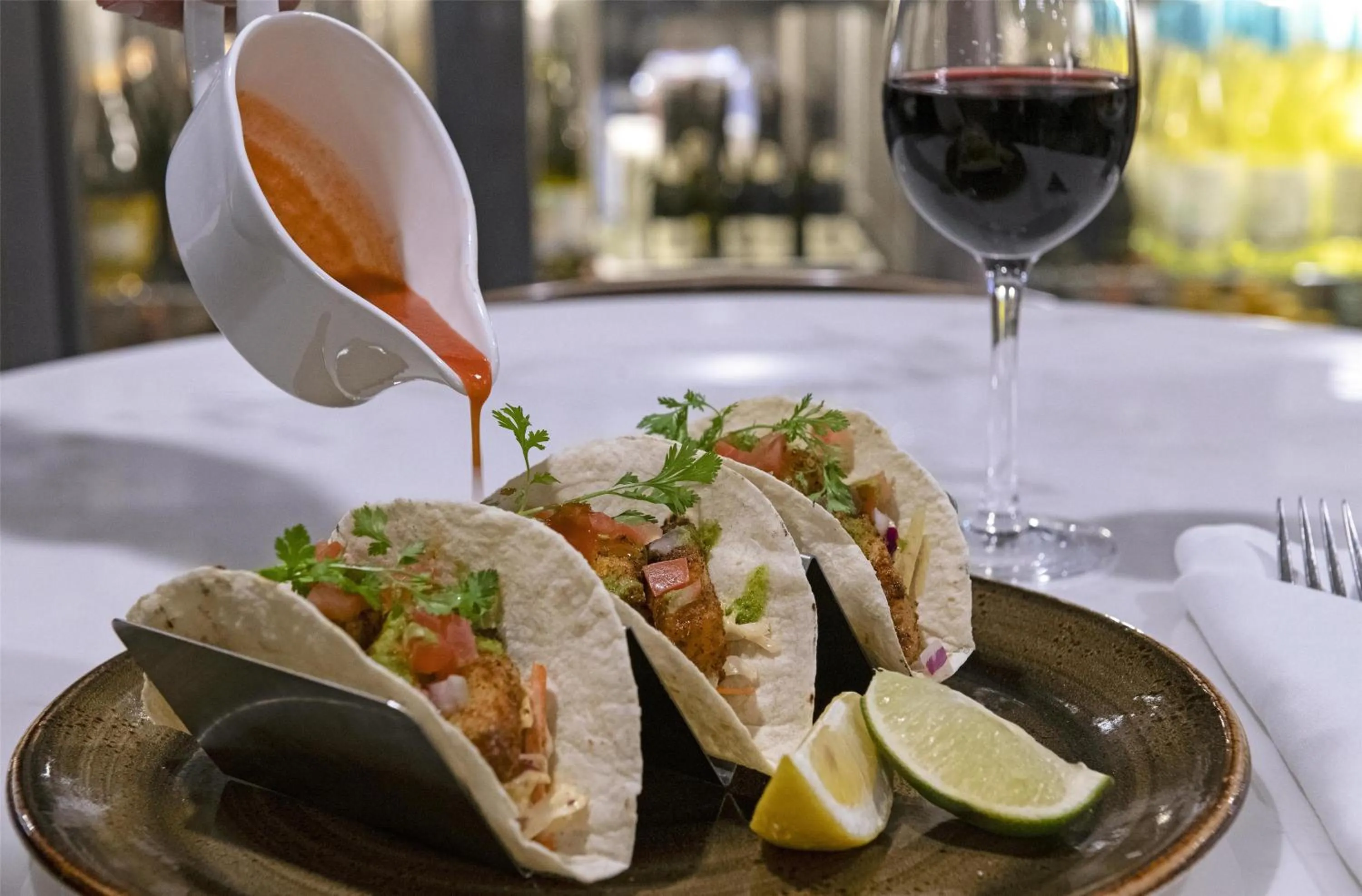 Lounge or bar in DoubleTree by Hilton West Edmonton