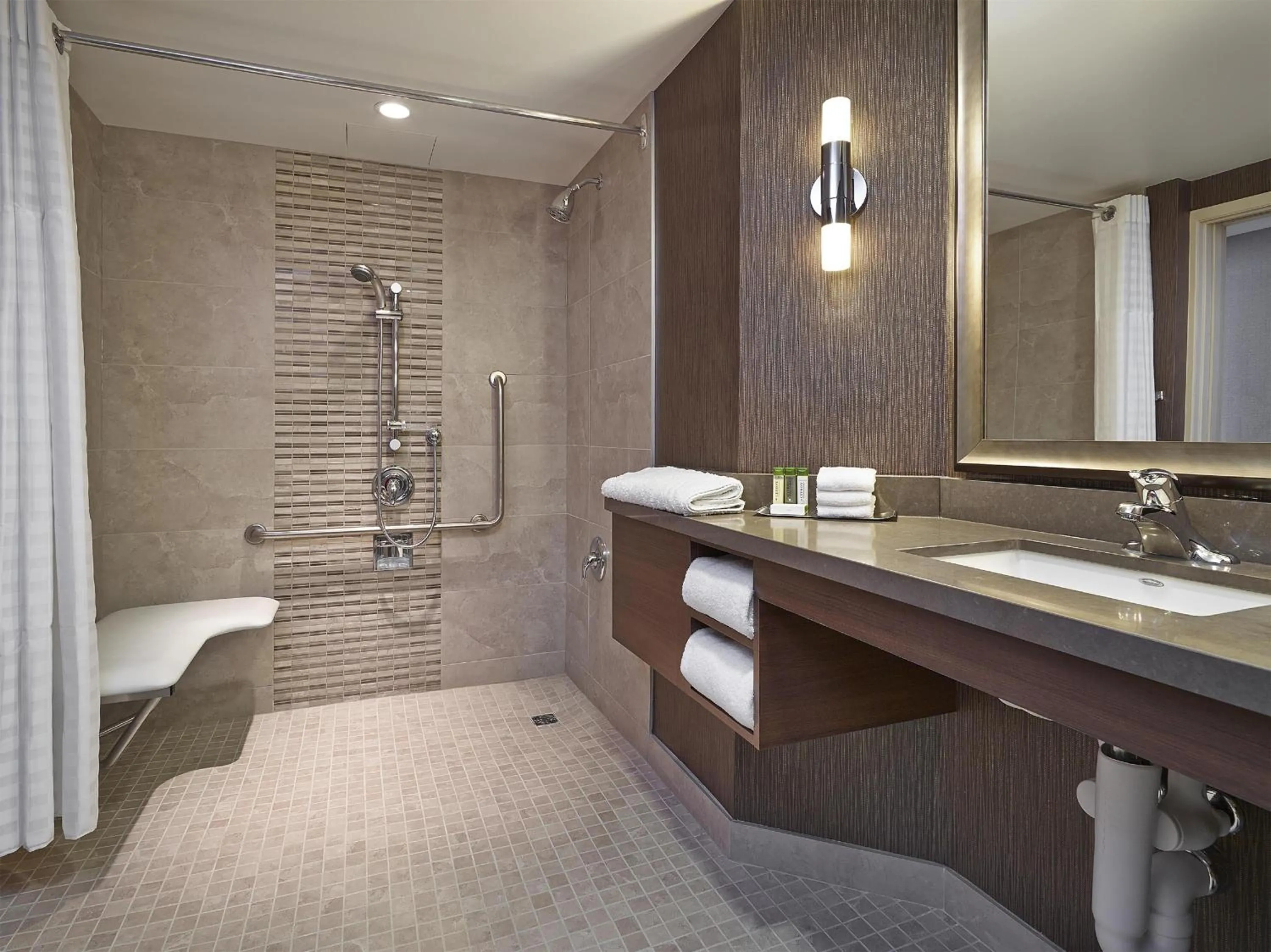 Bathroom in DoubleTree by Hilton West Edmonton