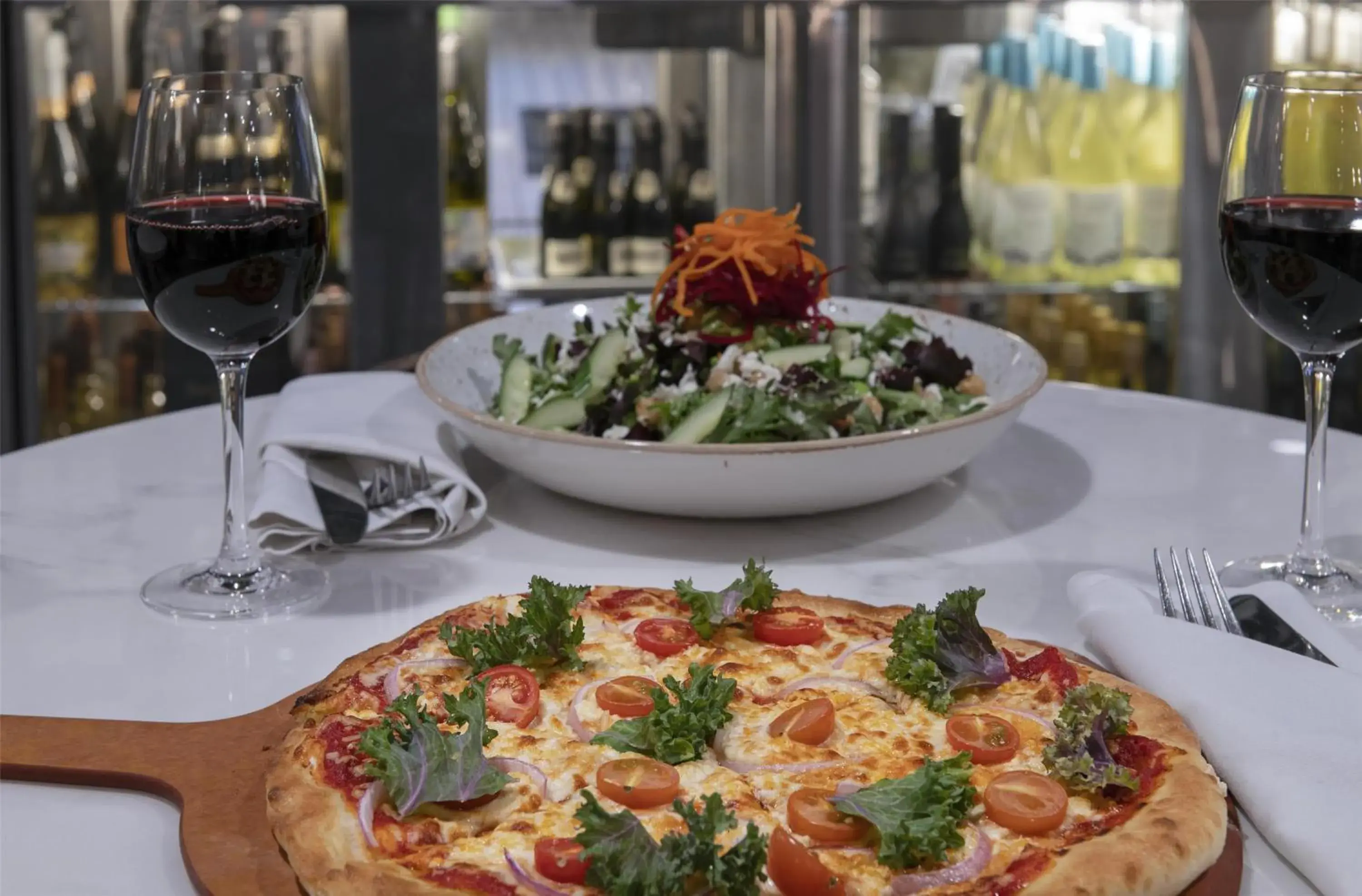 Lounge or bar in DoubleTree by Hilton West Edmonton Lounge or bar in DoubleTree by Hilton West Edmonton