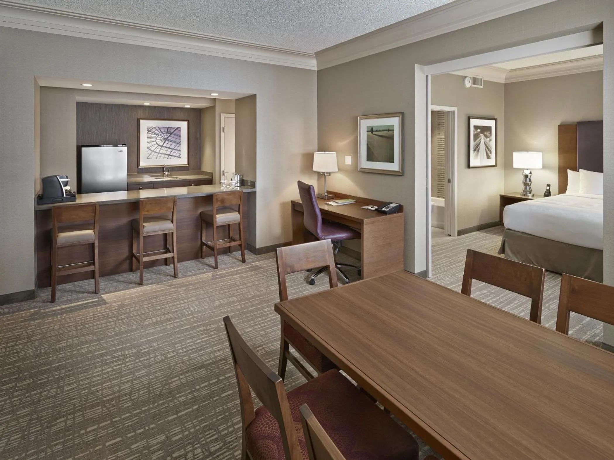 Kitchen or kitchenette, Bed in DoubleTree by Hilton West Edmonton