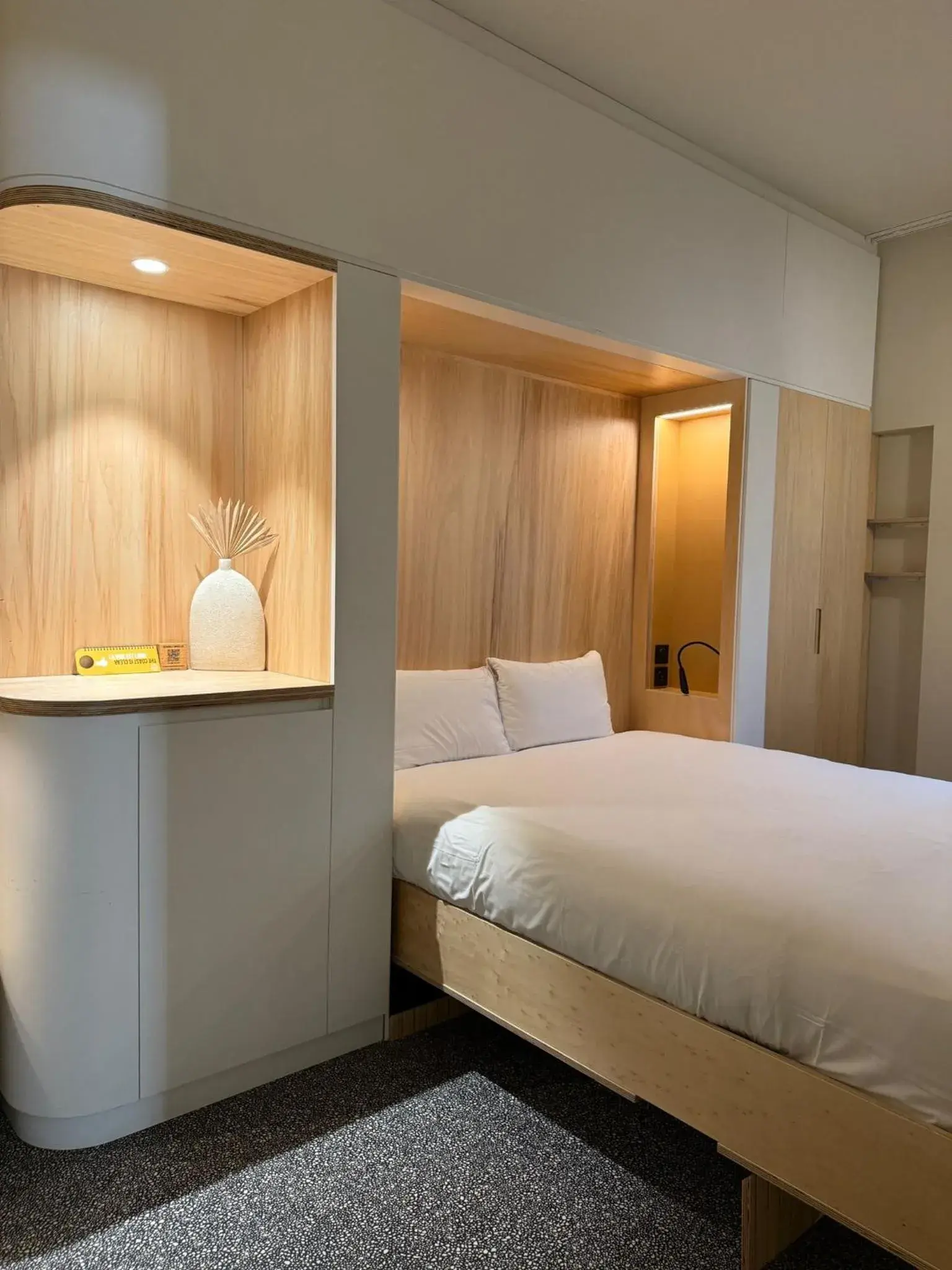 Double Room in Hôtel Life Bordeaux Gare - BG Double Room in Hôtel Life Bordeaux Gare - BG