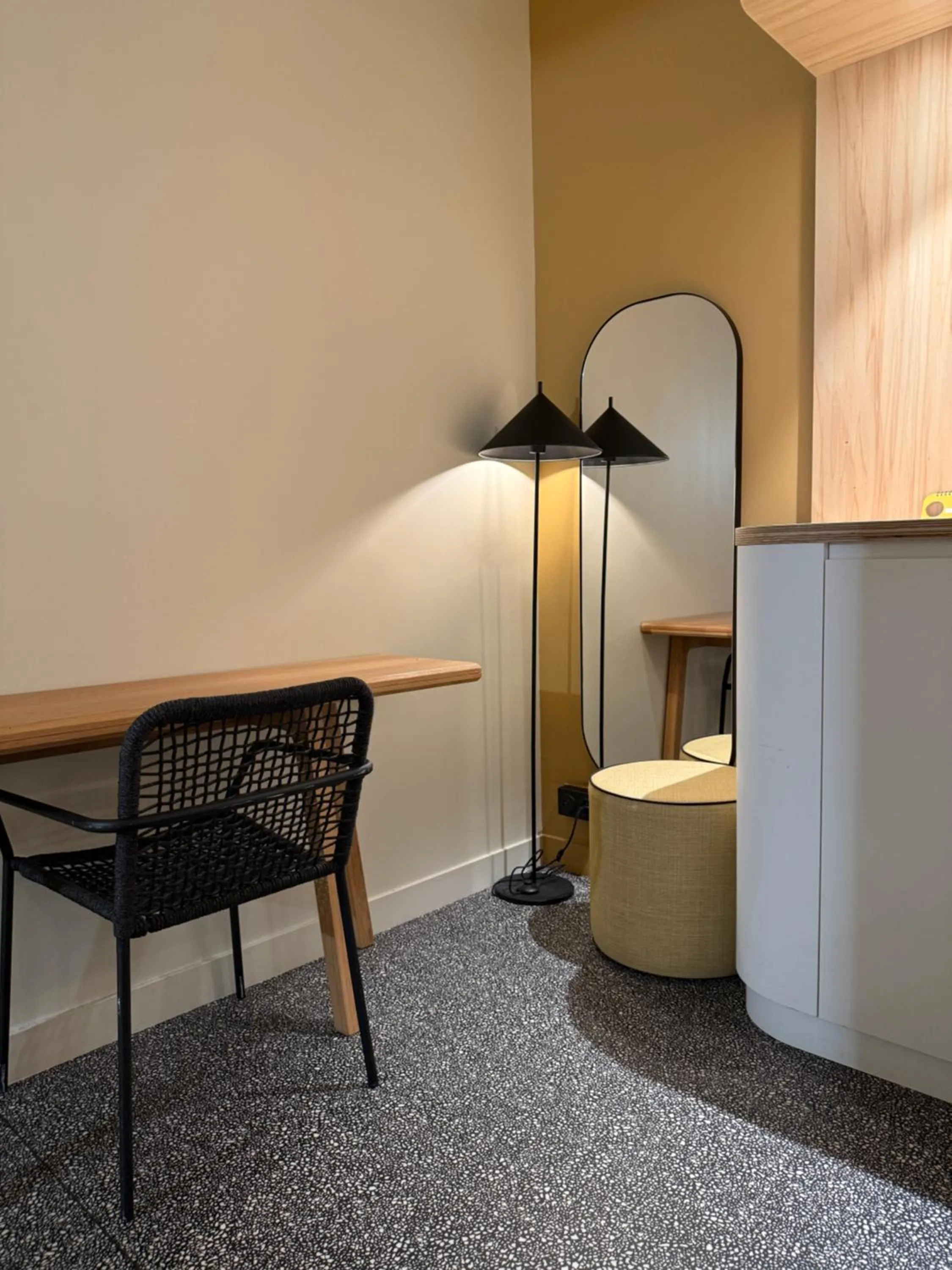 Bedroom in Hôtel Life Bordeaux Gare - BG