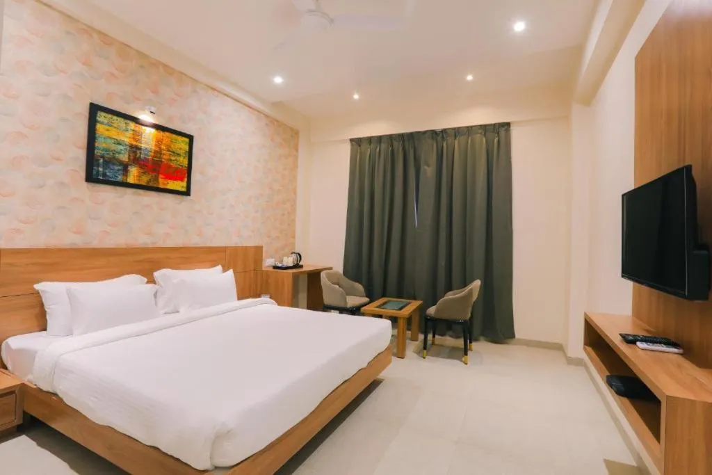 Bed in Enrise by Sayaji, Khed Shivapur Pune
