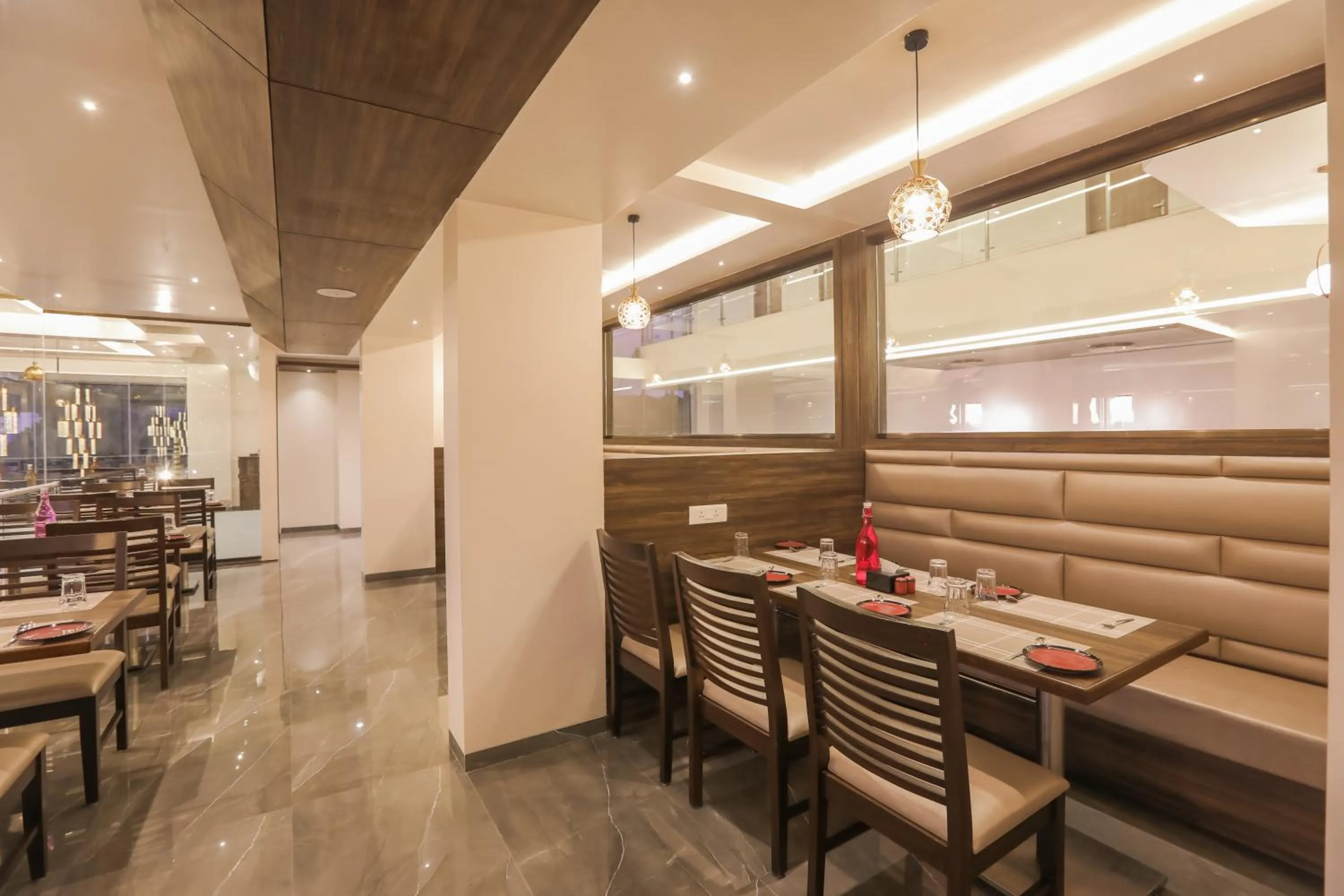 Restaurant/places to eat in Enrise by Sayaji, Khed Shivapur Pune