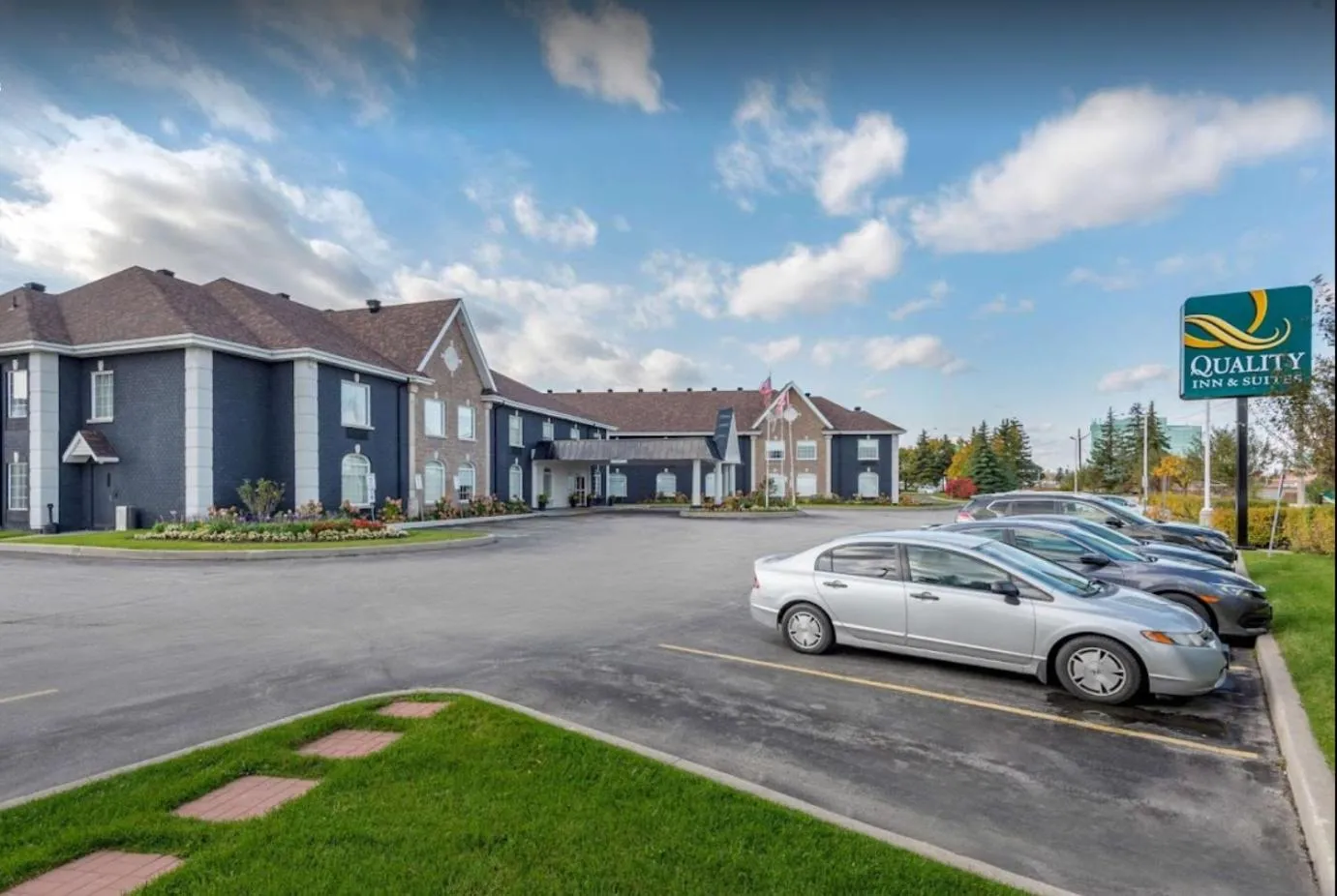 Property building in Quality Inn & Suites