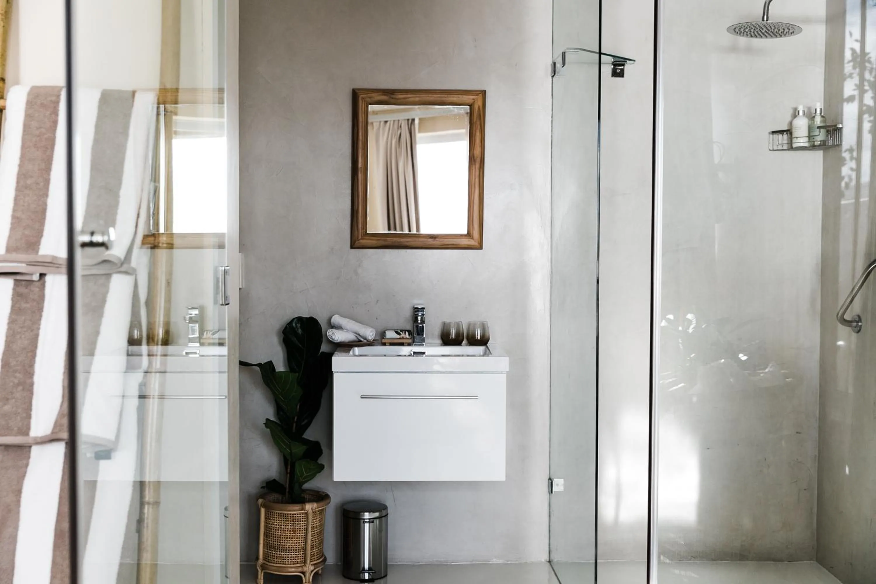 Bathroom in Royal Boutique Hotel