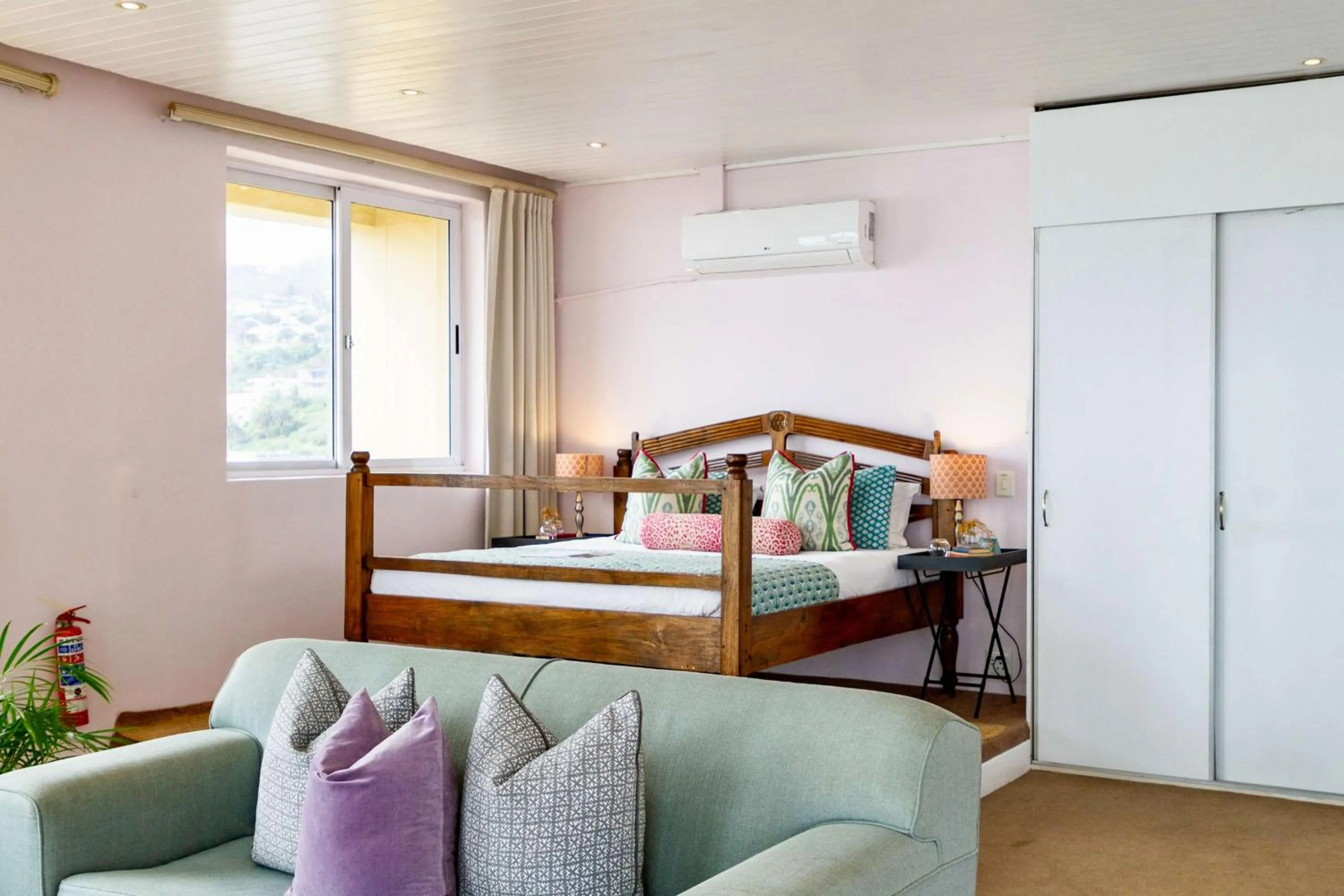 Bed in Royal Boutique Hotel