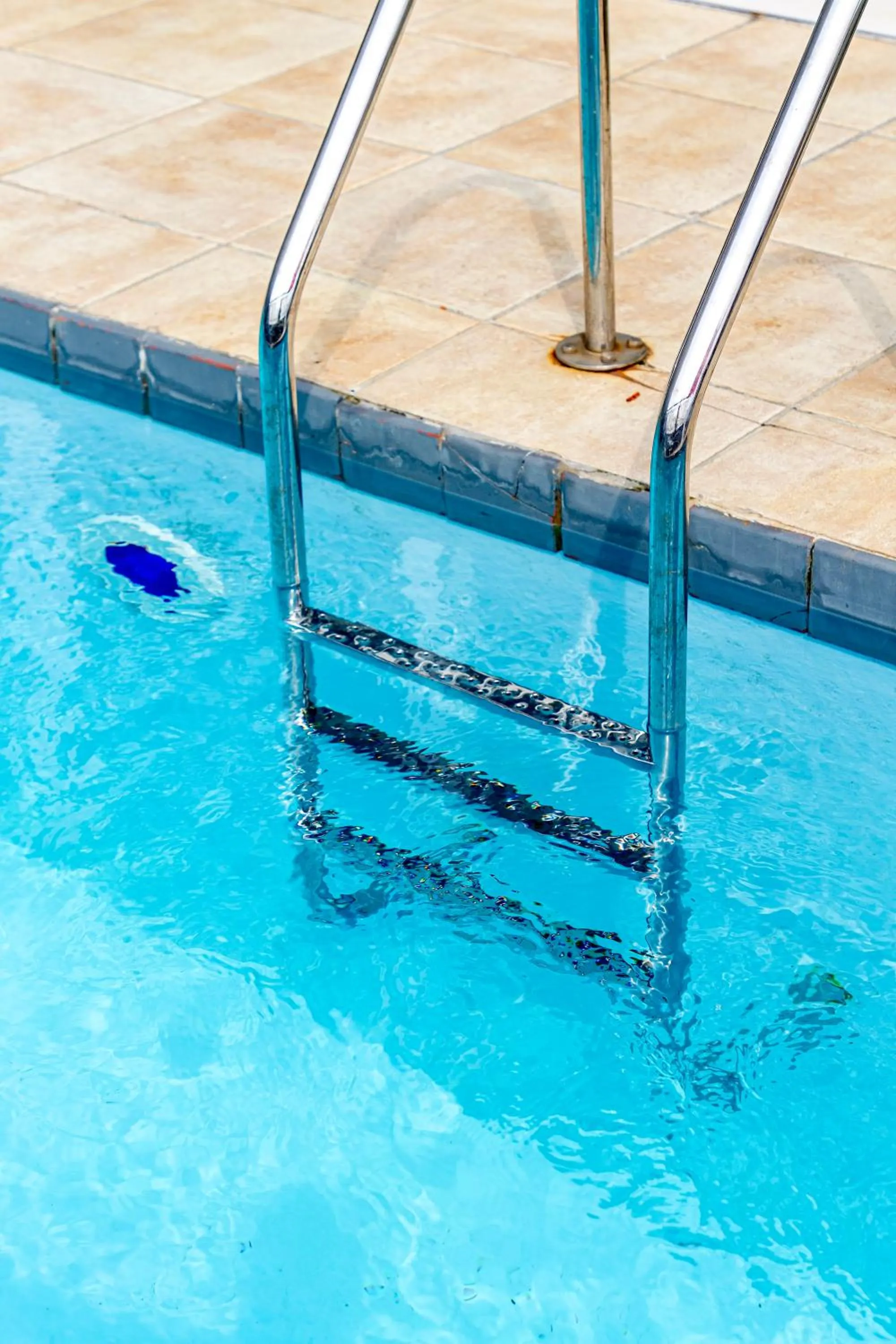Swimming pool in Royal Boutique Hotel