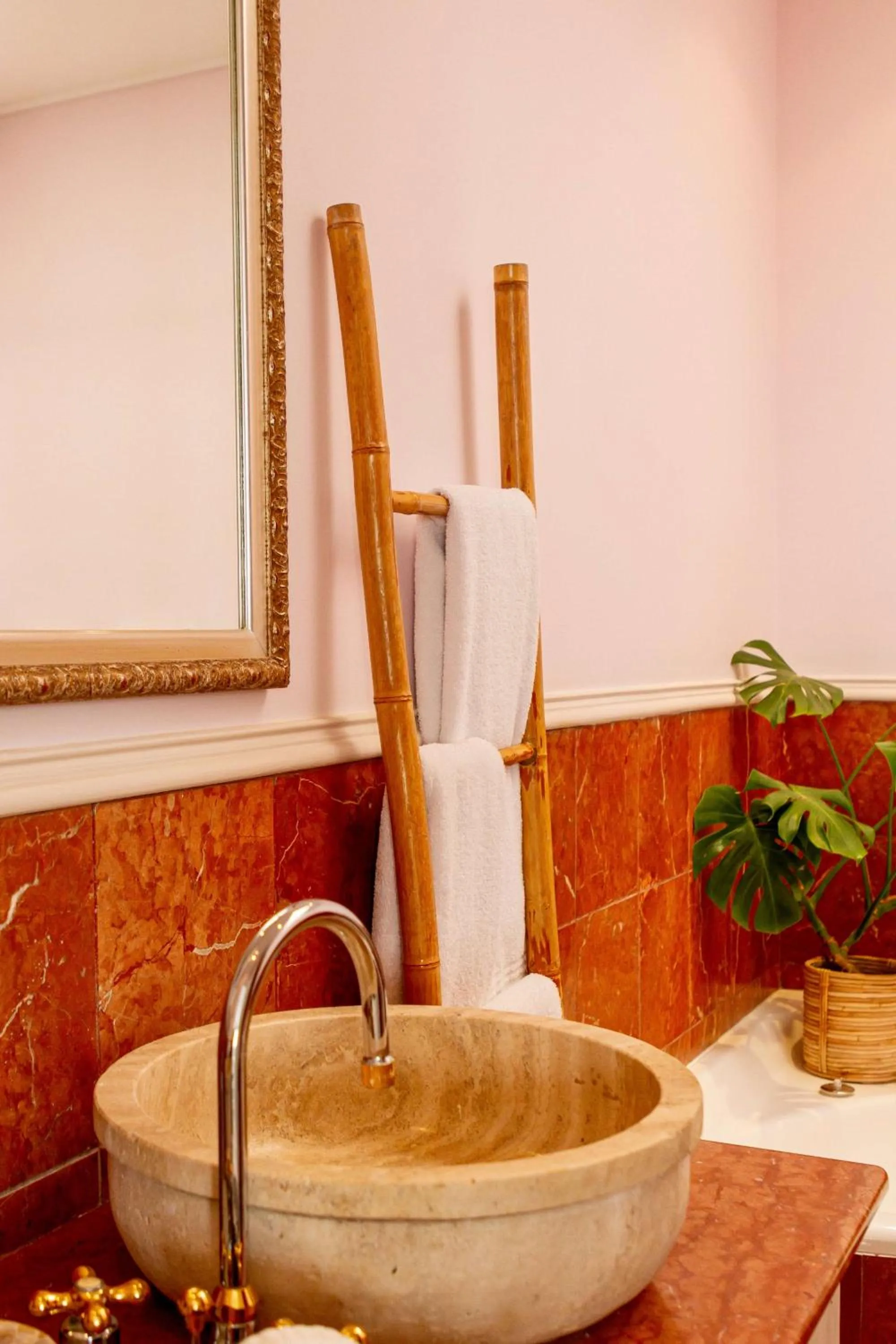 Bathroom in Royal Boutique Hotel