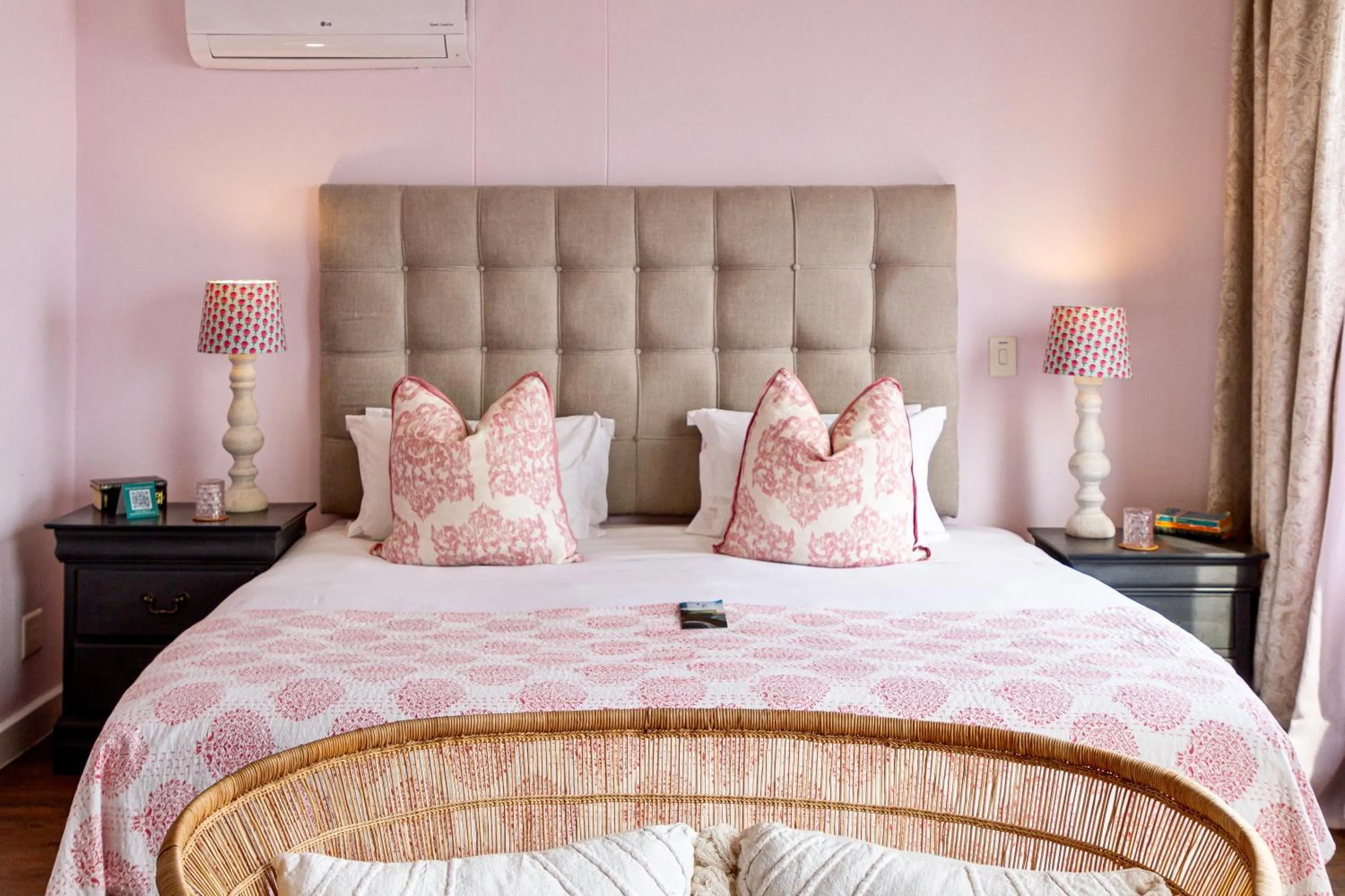 Bed in Royal Boutique Hotel