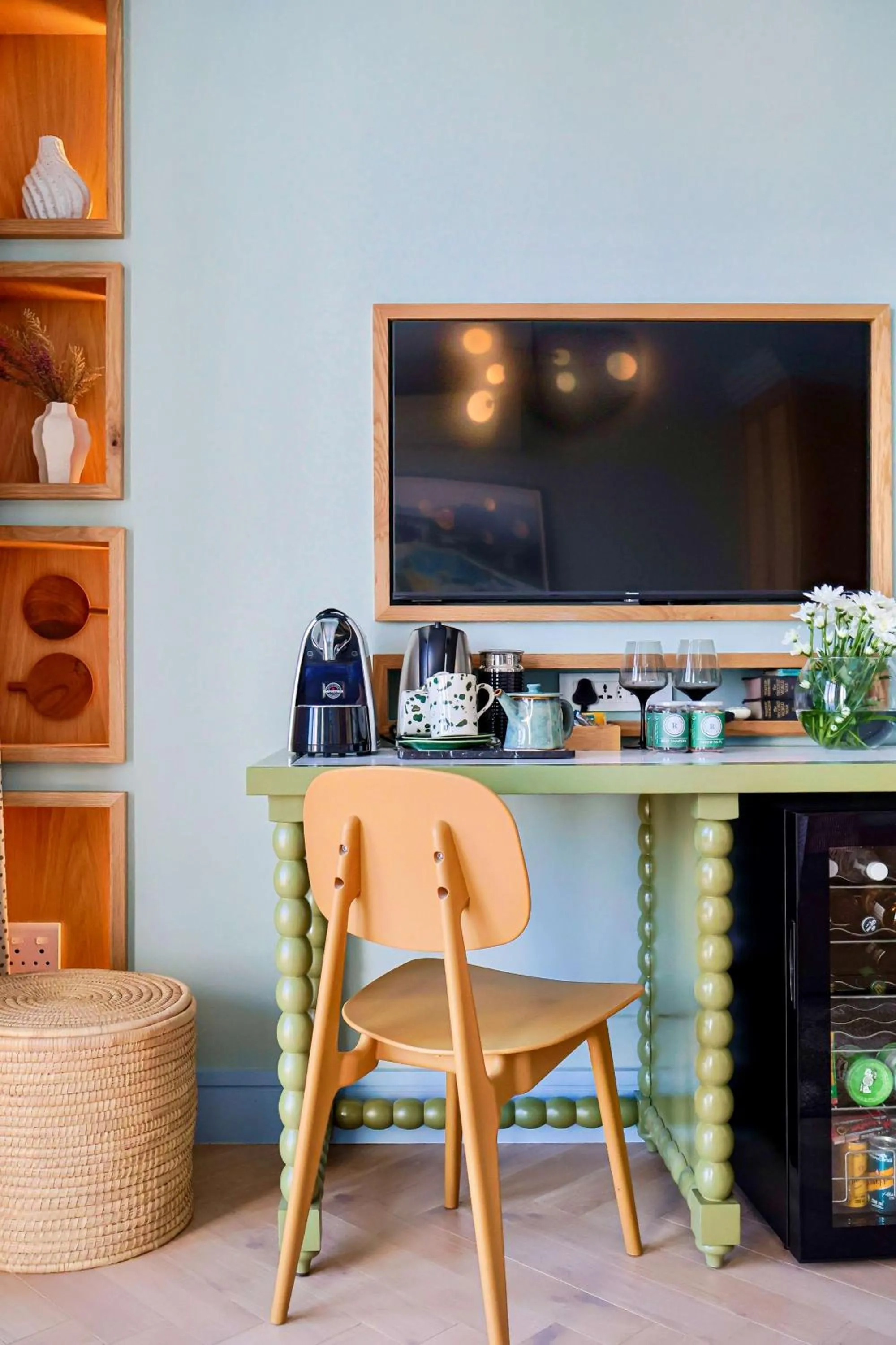 TV and multimedia in Royal Boutique Hotel