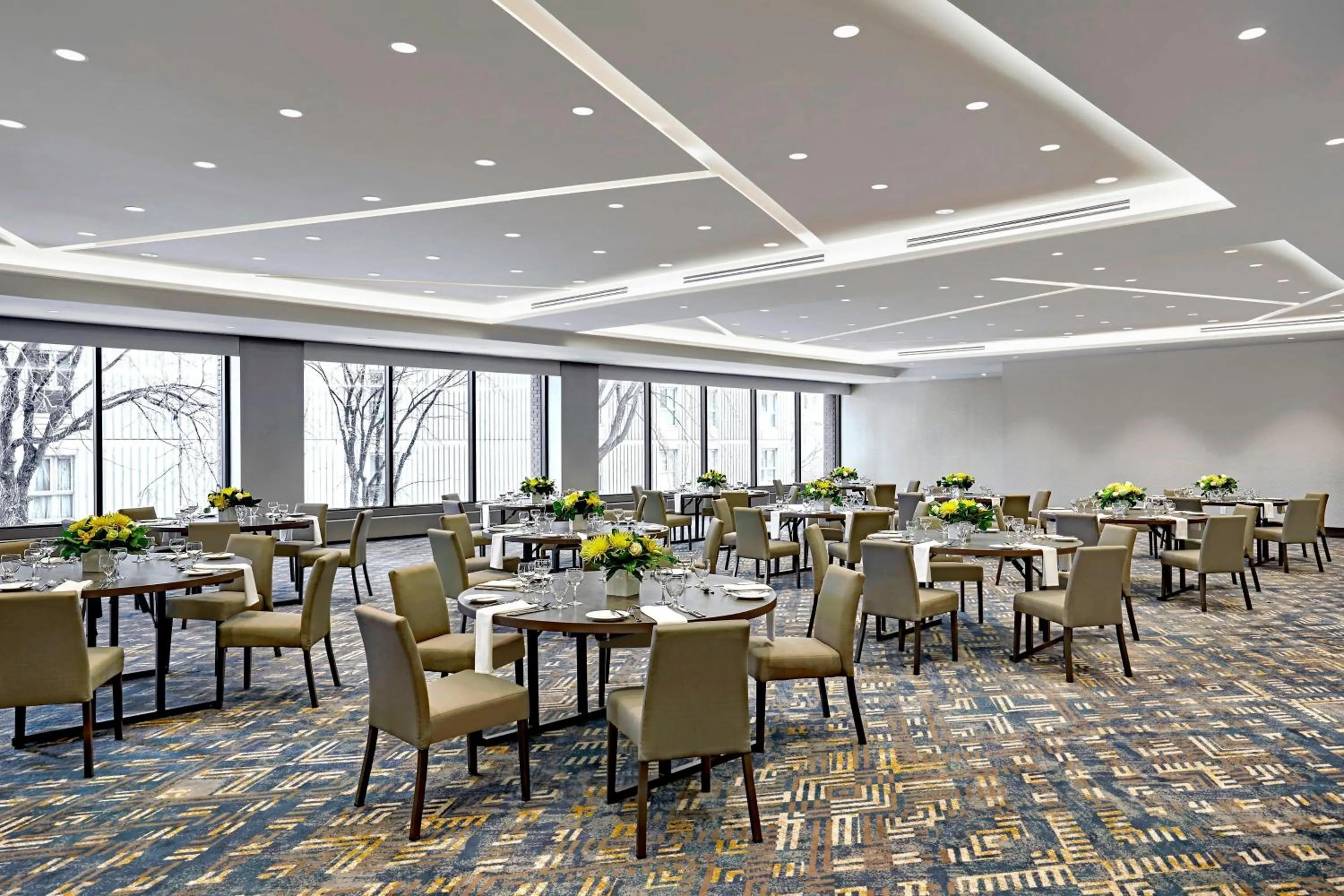 Meeting/conference room in Delta Hotels by Marriott Calgary Downtown