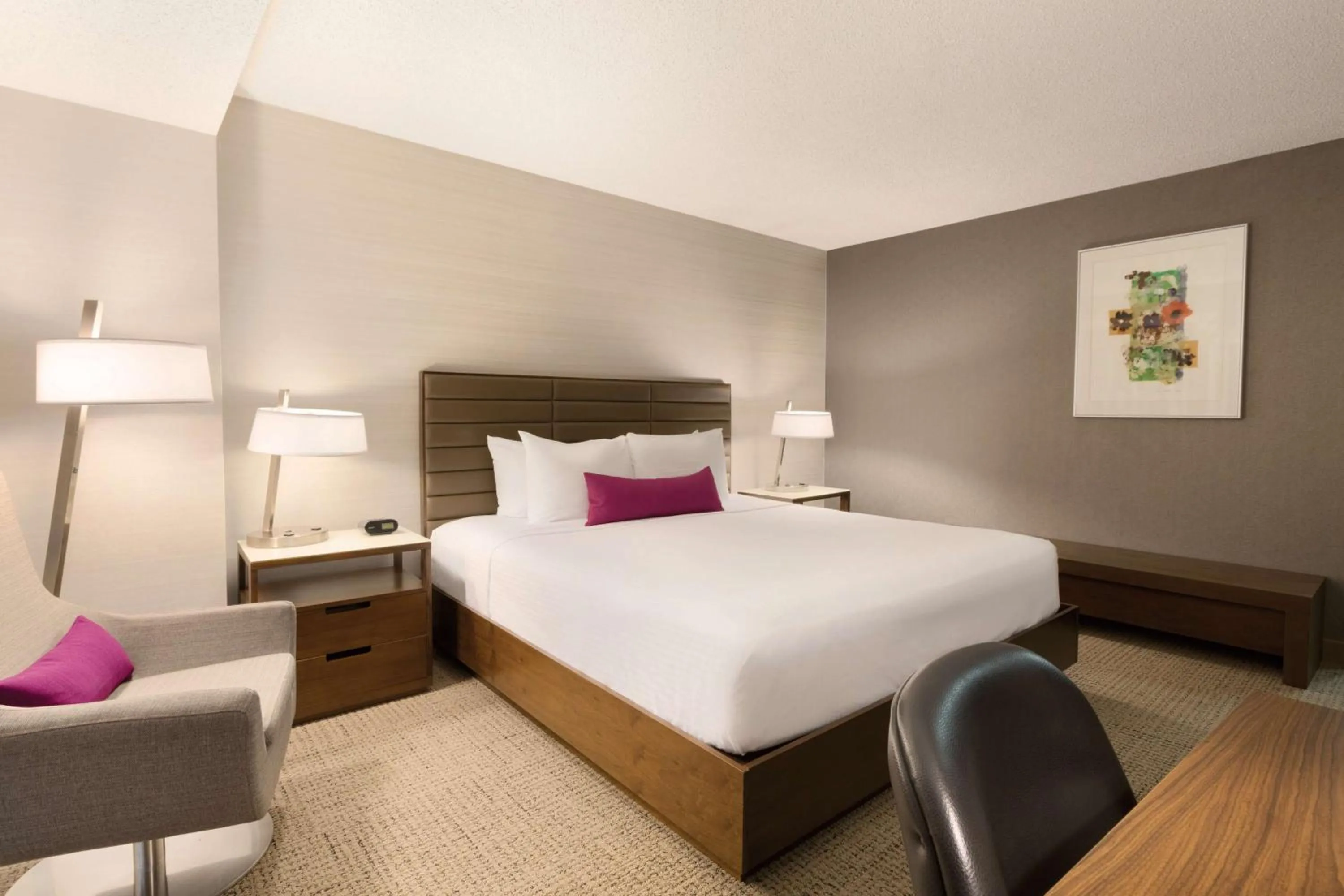 Bedroom in Coast Edmonton Plaza Hotel by APA