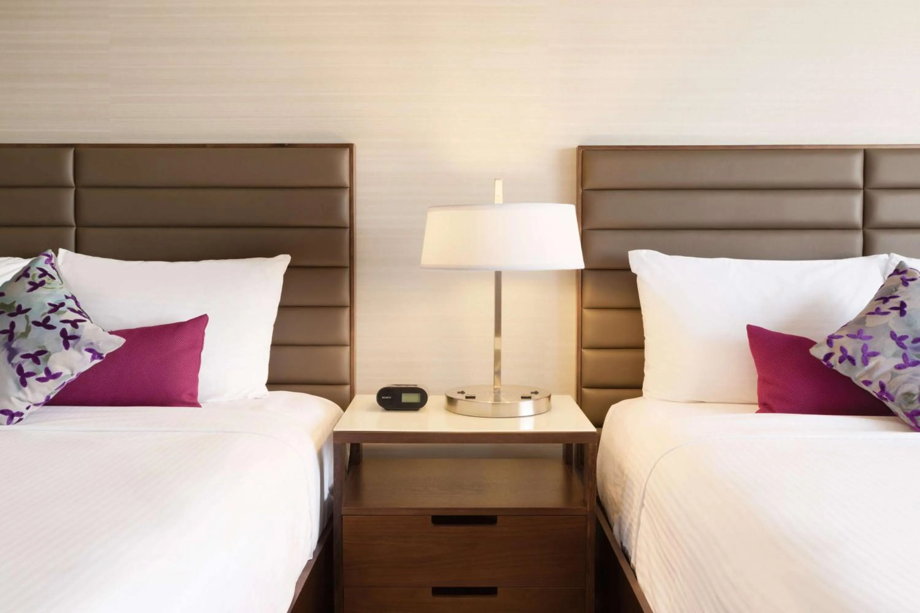 Bedroom in Coast Edmonton Plaza Hotel by APA