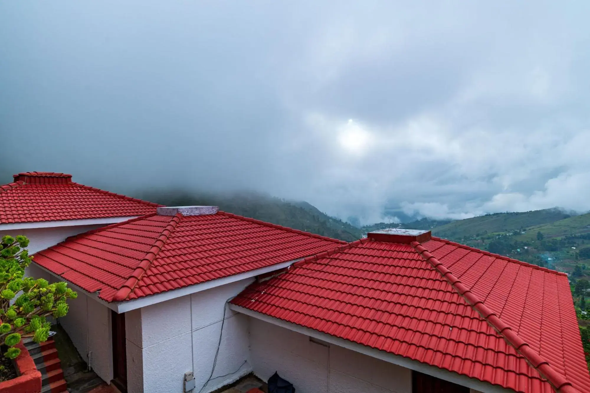 Property building in Warmth Hill Crest Property building in Warmth Hill Crest