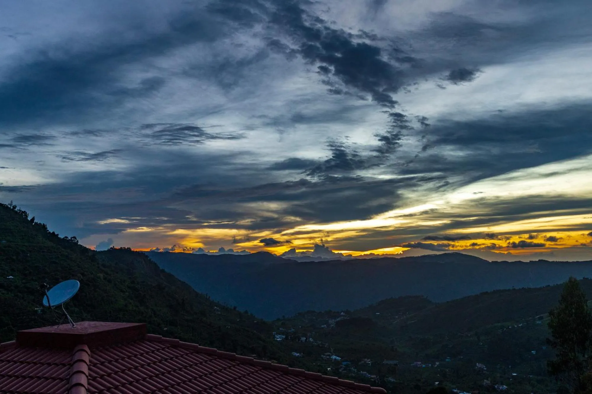 Natural landscape in Warmth Hill Crest
