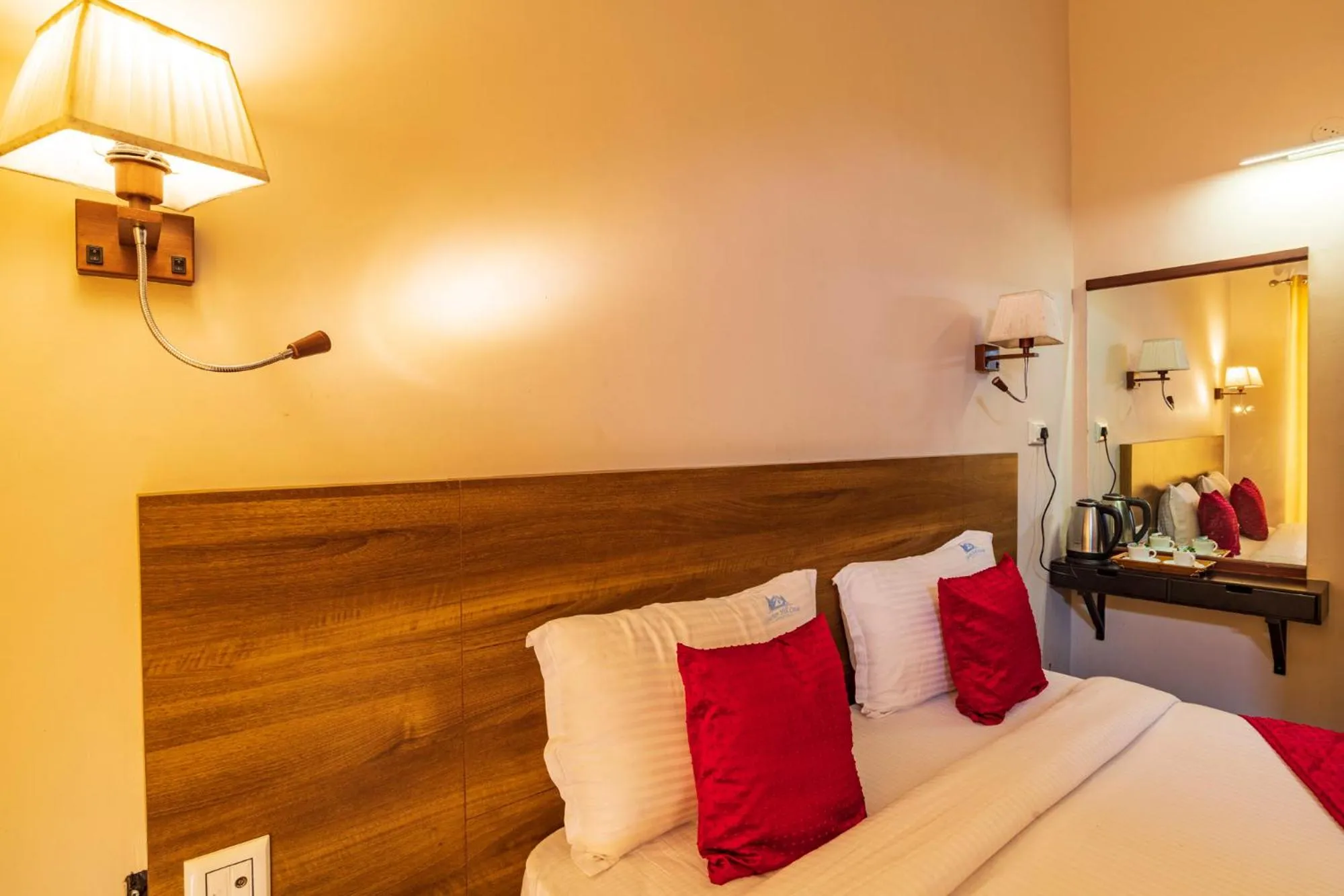 Bedroom, Bed in Warmth Hill Crest