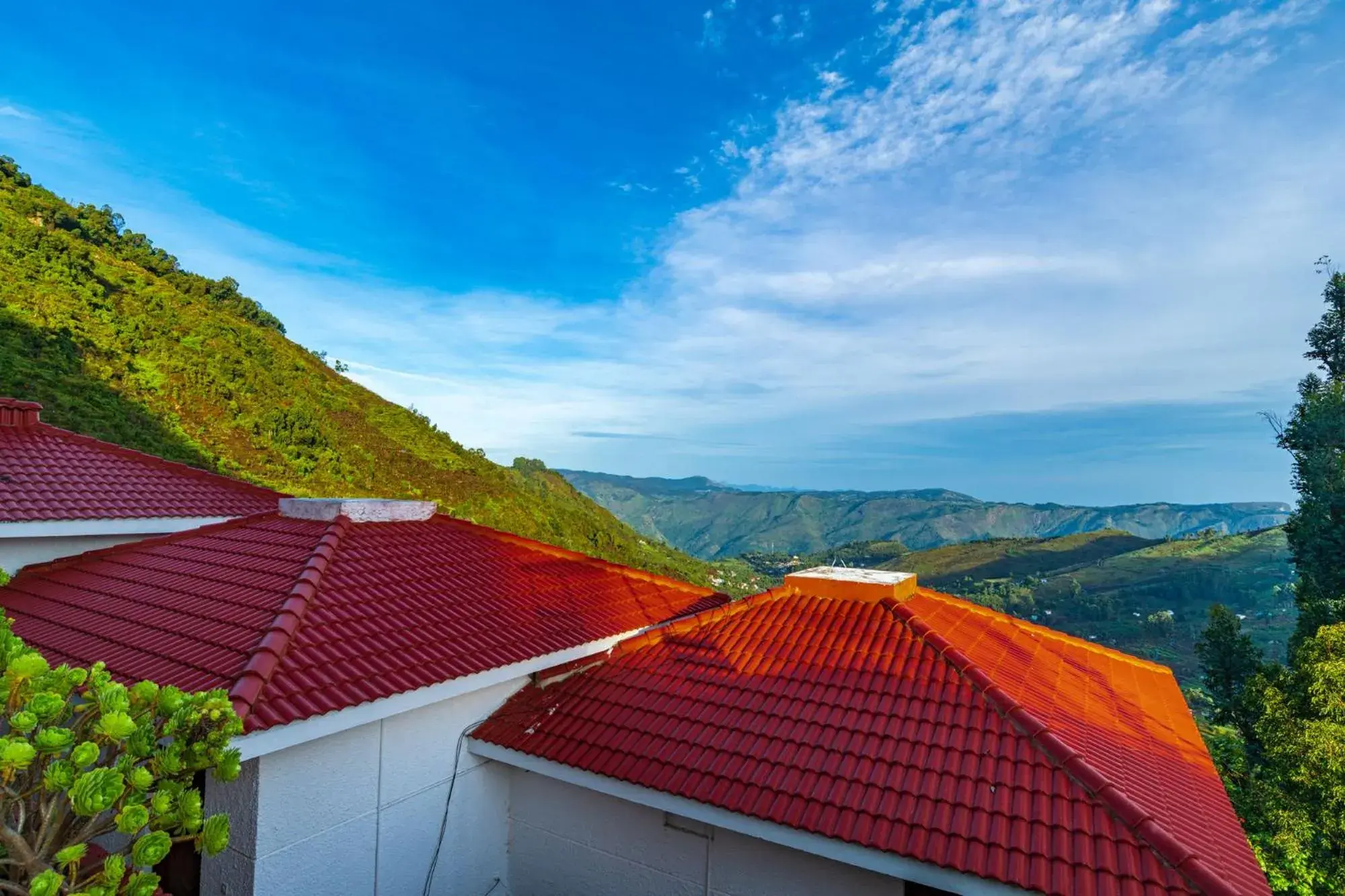 Property building in Warmth Hill Crest Property building in Warmth Hill Crest