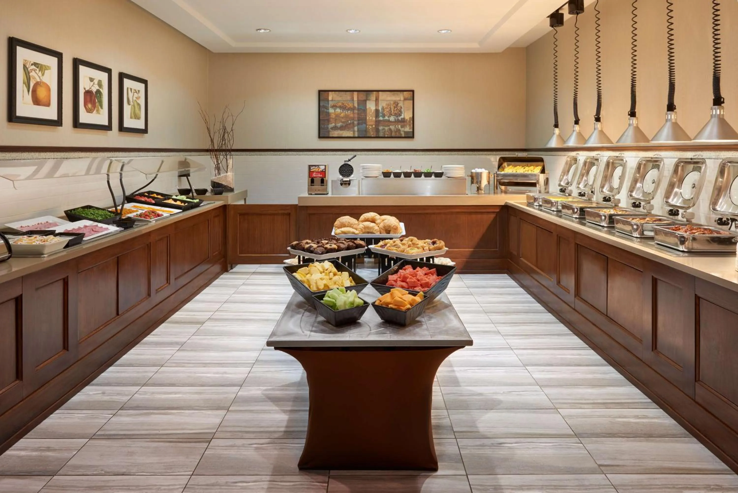 Restaurant/places to eat in Best Western Parkway Hotel Toronto North