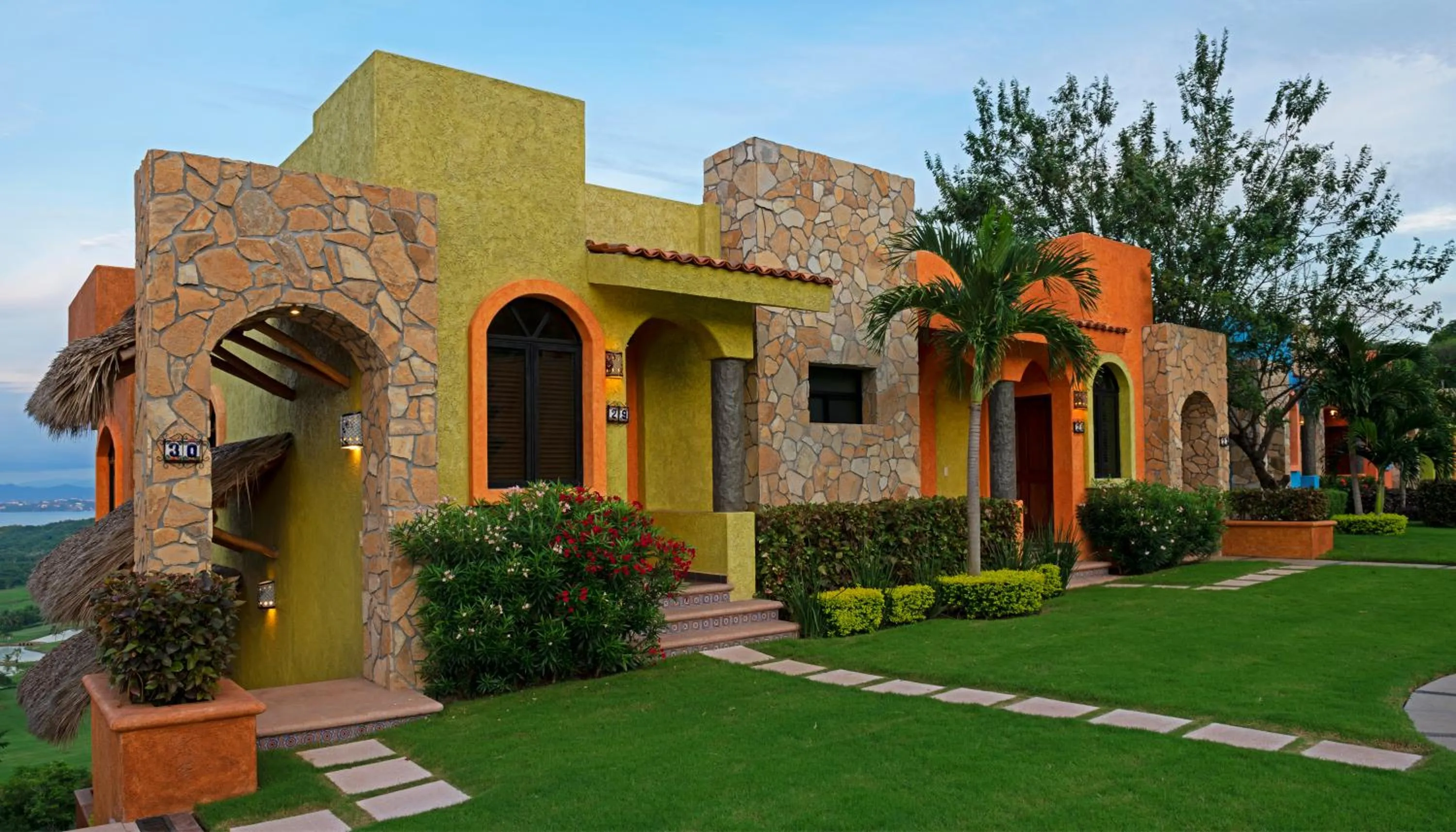 Facade/entrance in El Corazón Golf & Spa Resort Manzanillo