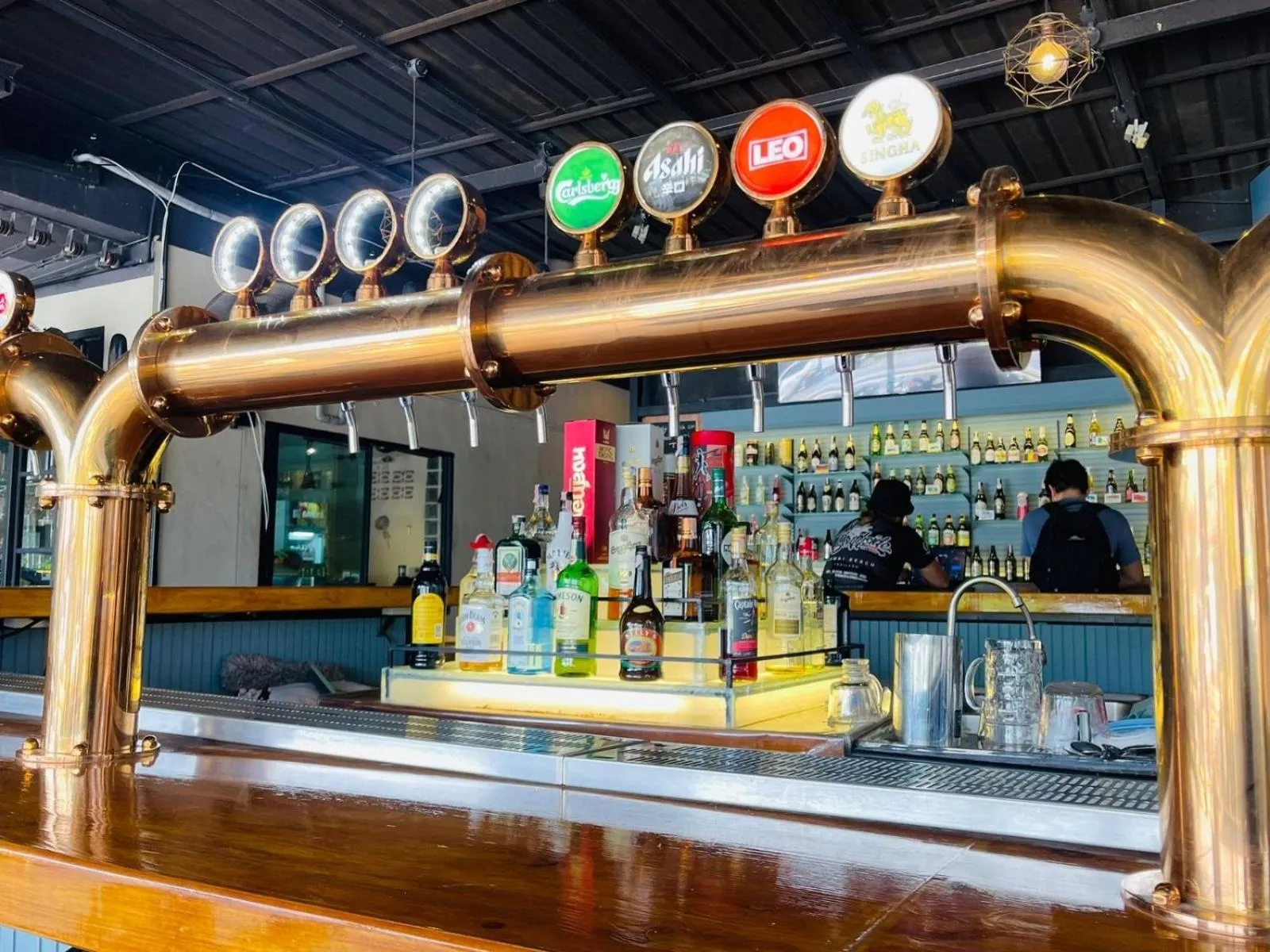 Lounge or bar in Breakers Hotel Rawai