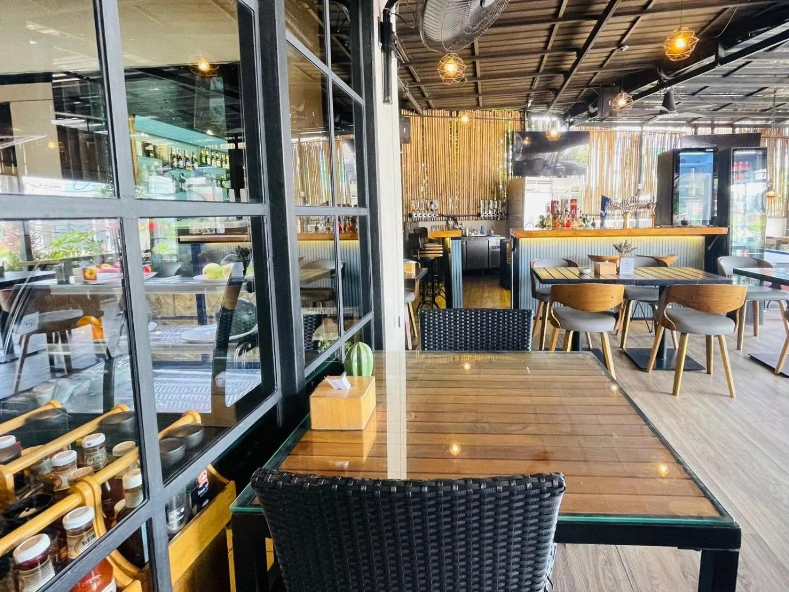 Breakfast in Breakers Hotel Rawai