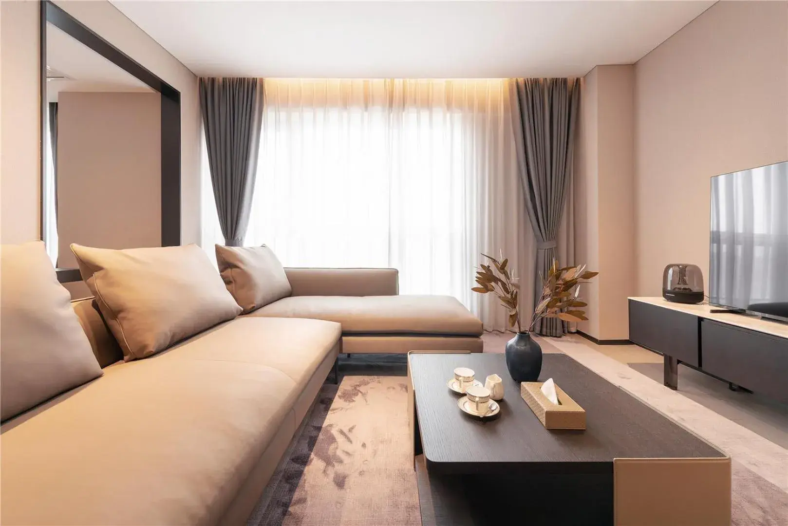 Deluxe Suite in Cresasia Residence Deluxe Suite in Cresasia Residence